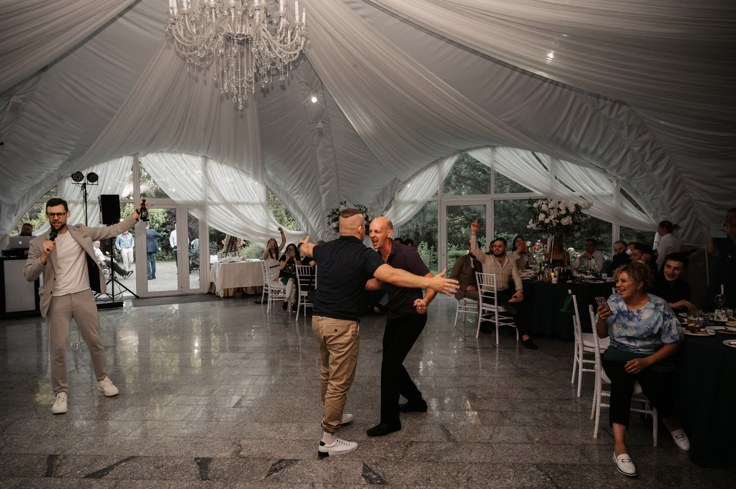 Счастливы и точка. Свадебный фотограф Александр Давыдов