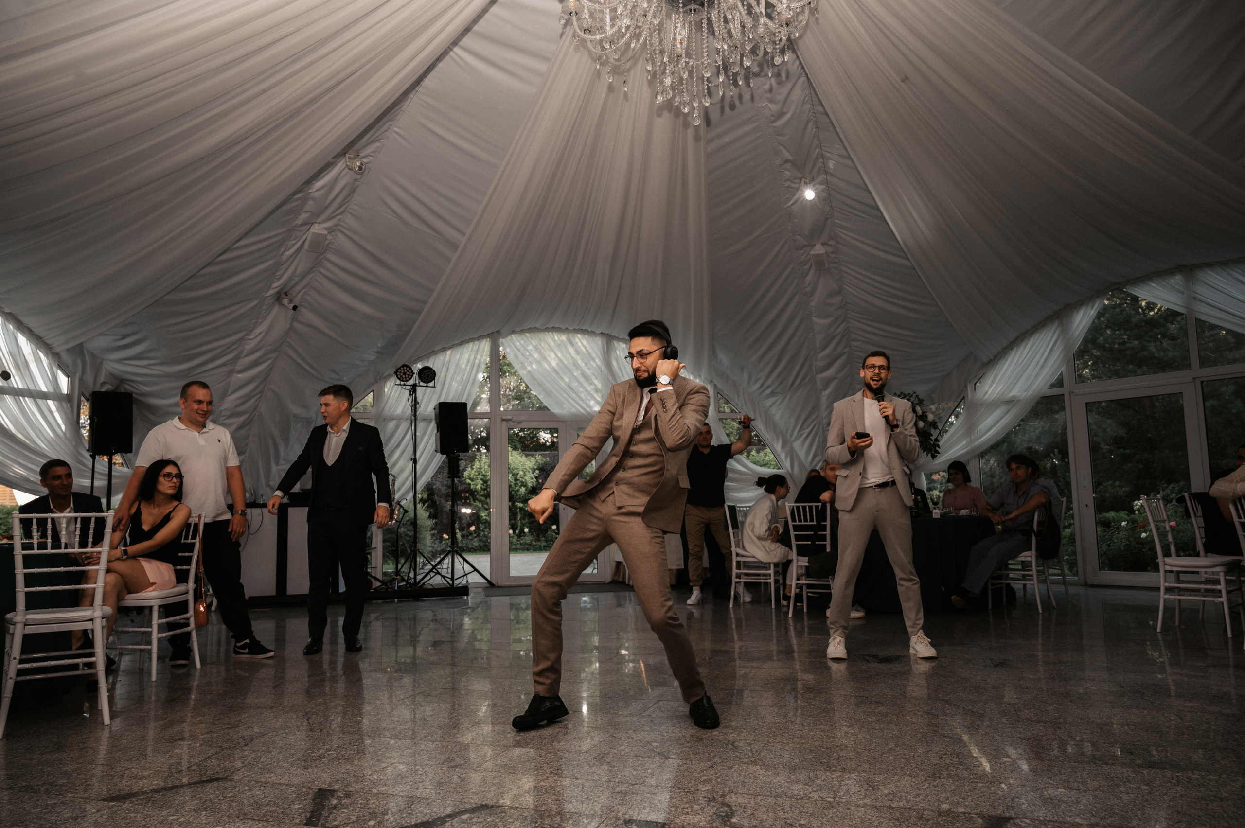 Счастливы и точка. Свадебный фотограф Александр Давыдов