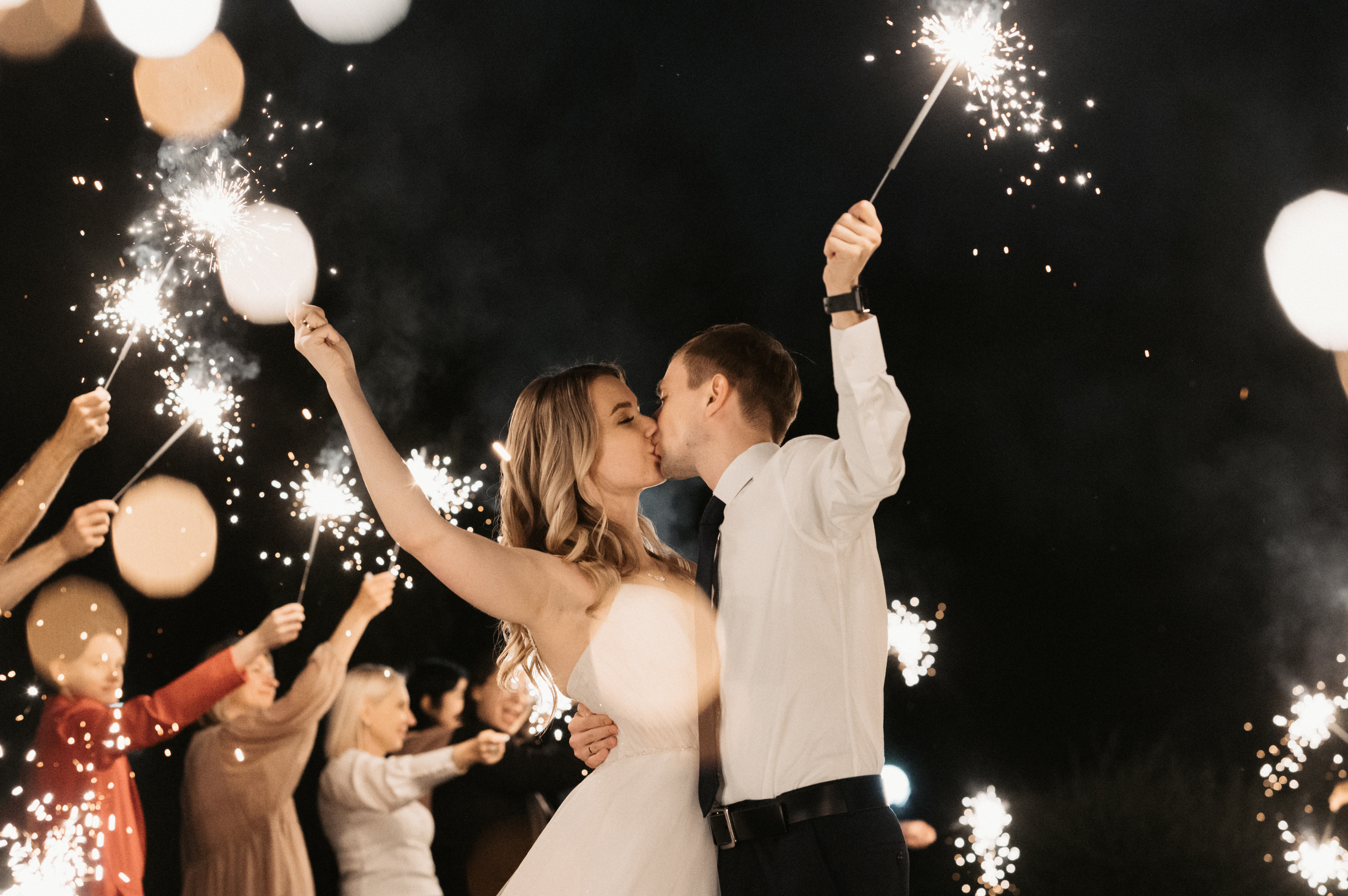 Счастливы и точка. Свадебный фотограф Александр Давыдов