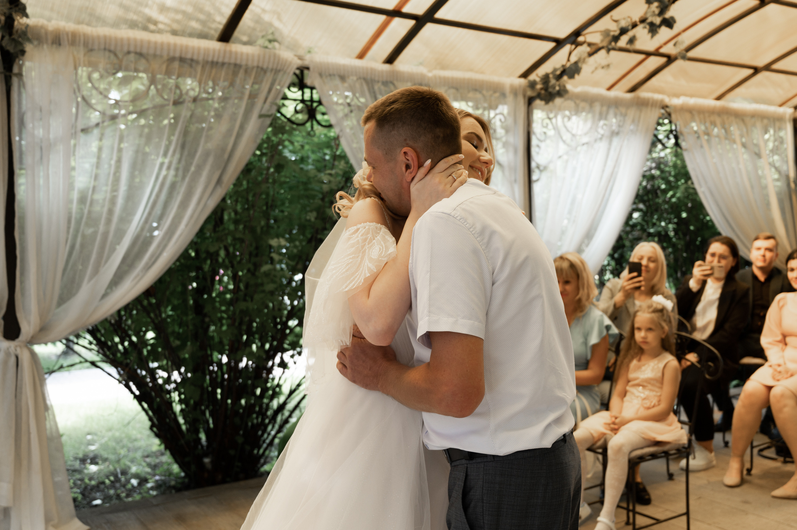 Счастливы и точка. Свадебный фотограф Александр Давыдов