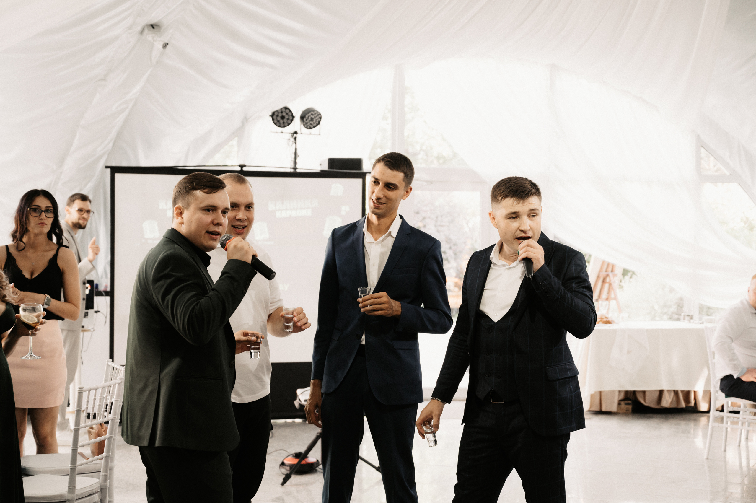 Счастливы и точка. Свадебный фотограф Александр Давыдов