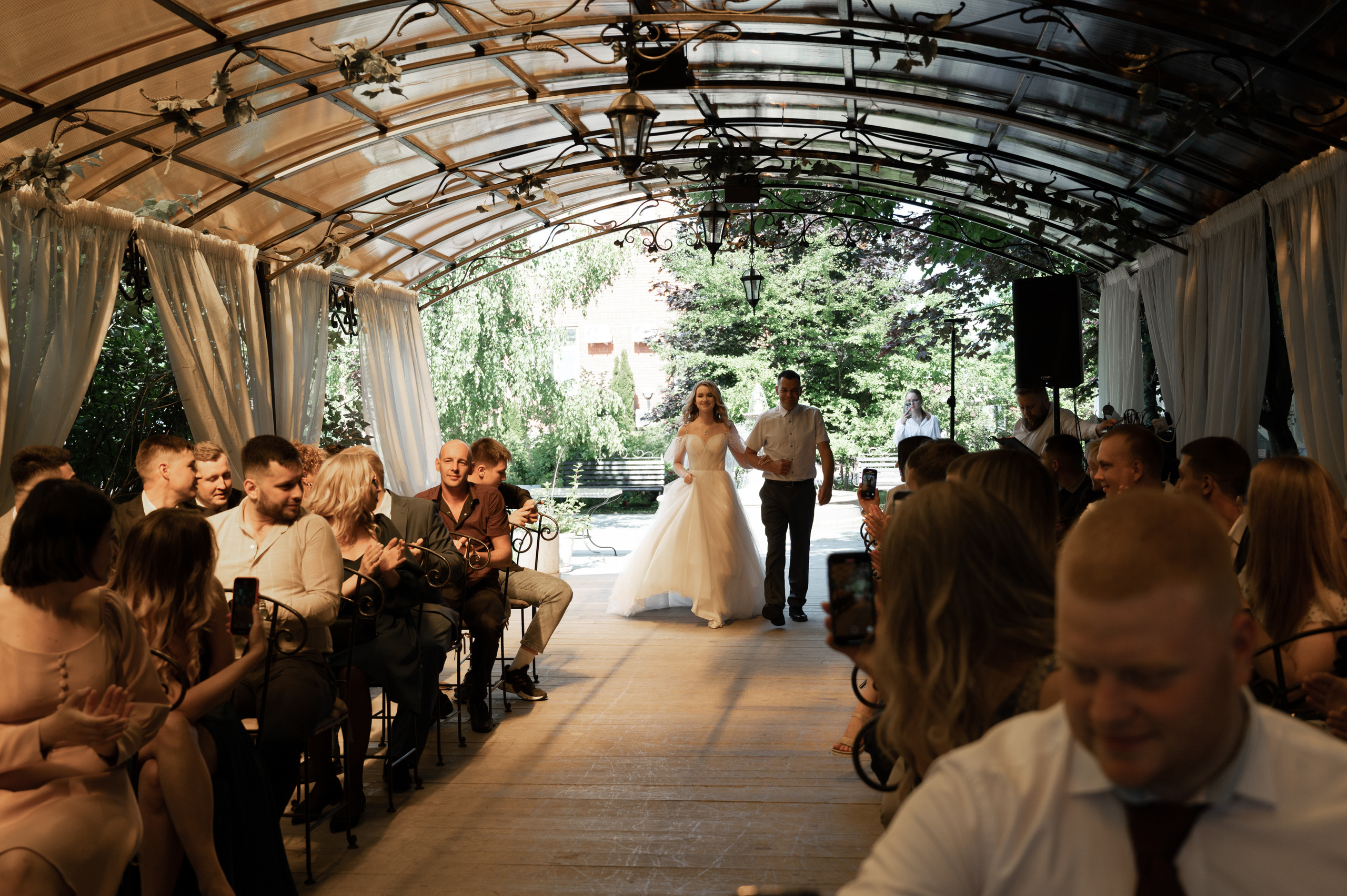 Счастливы и точка. Свадебный фотограф Александр Давыдов