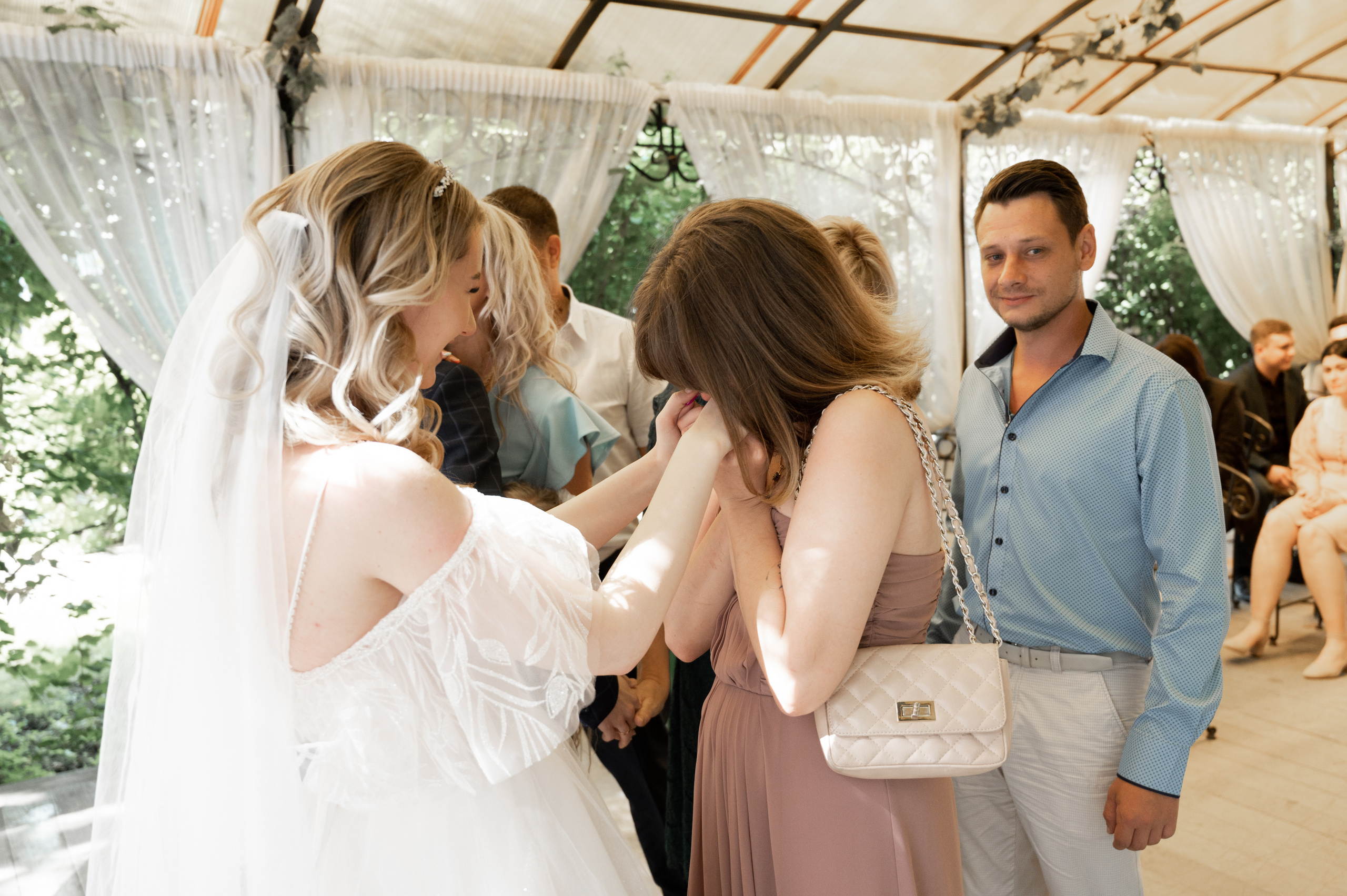 Счастливы и точка. Свадебный фотограф Александр Давыдов