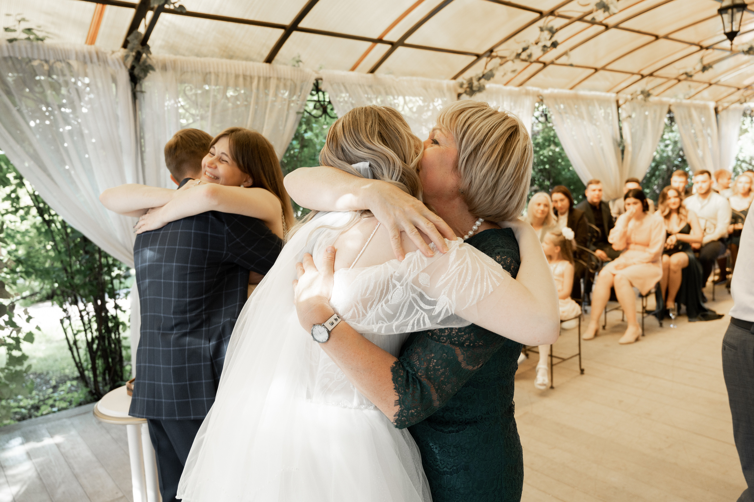 Счастливы и точка. Свадебный фотограф Александр Давыдов