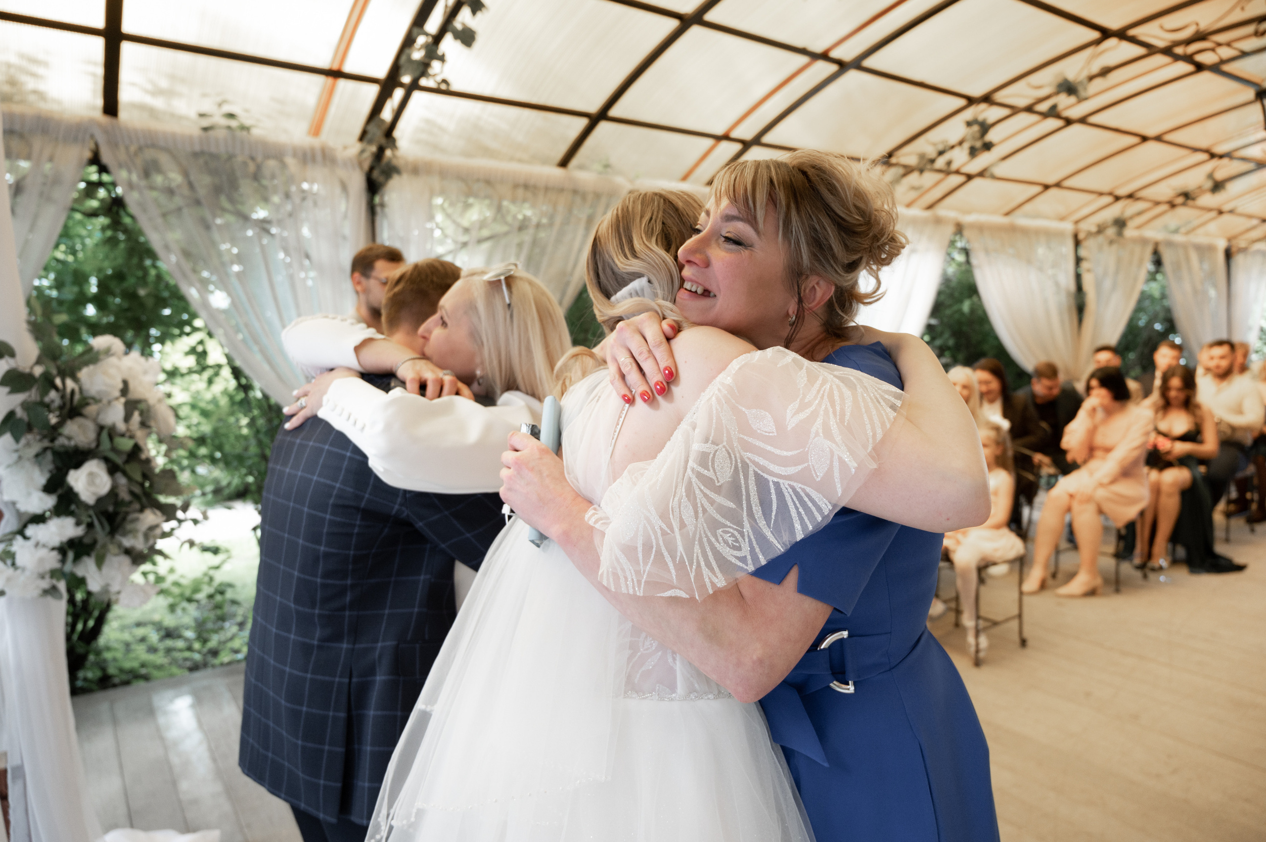 Счастливы и точка. Свадебный фотограф Александр Давыдов