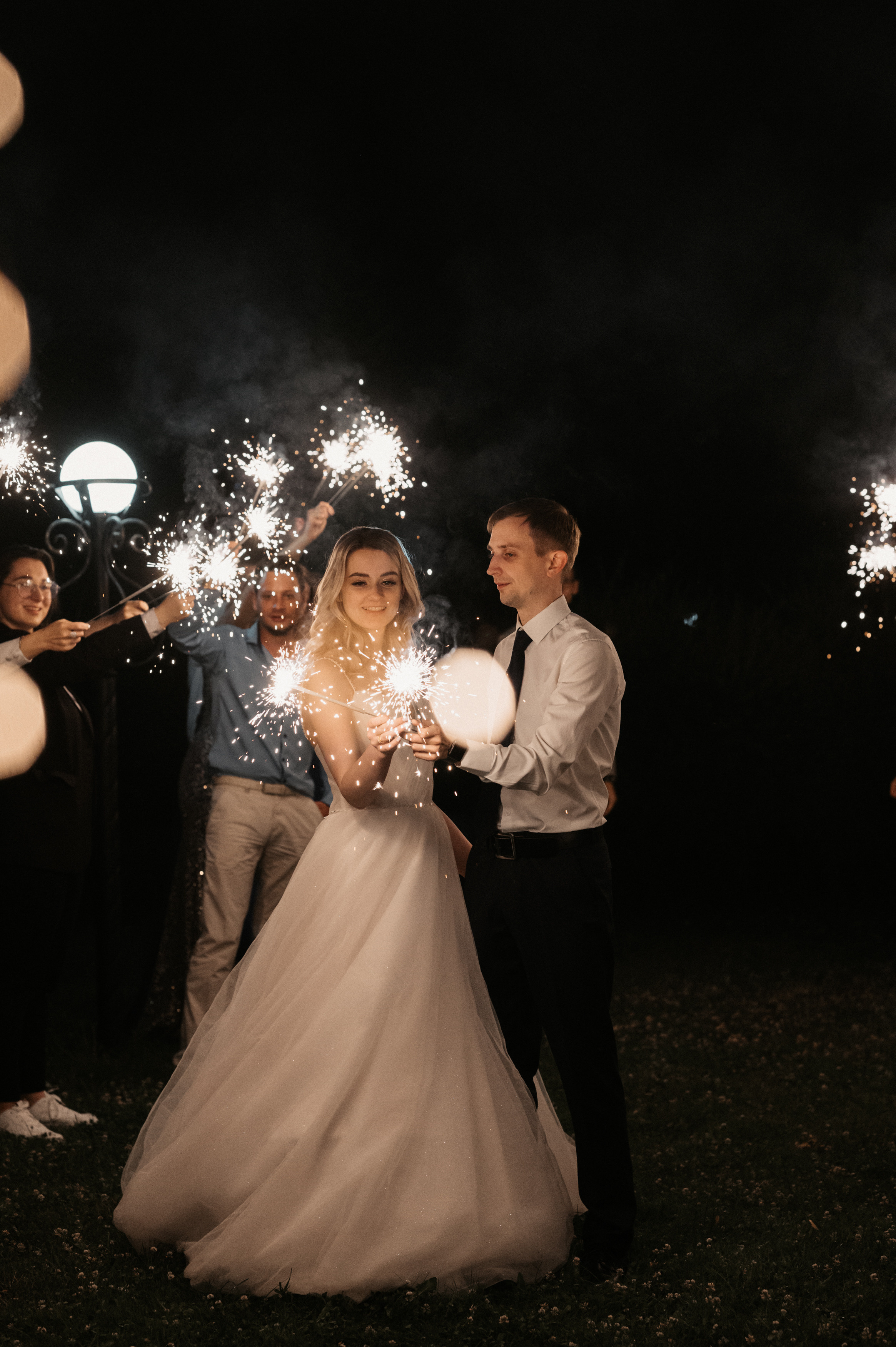 Счастливы и точка. Свадебный фотограф Александр Давыдов