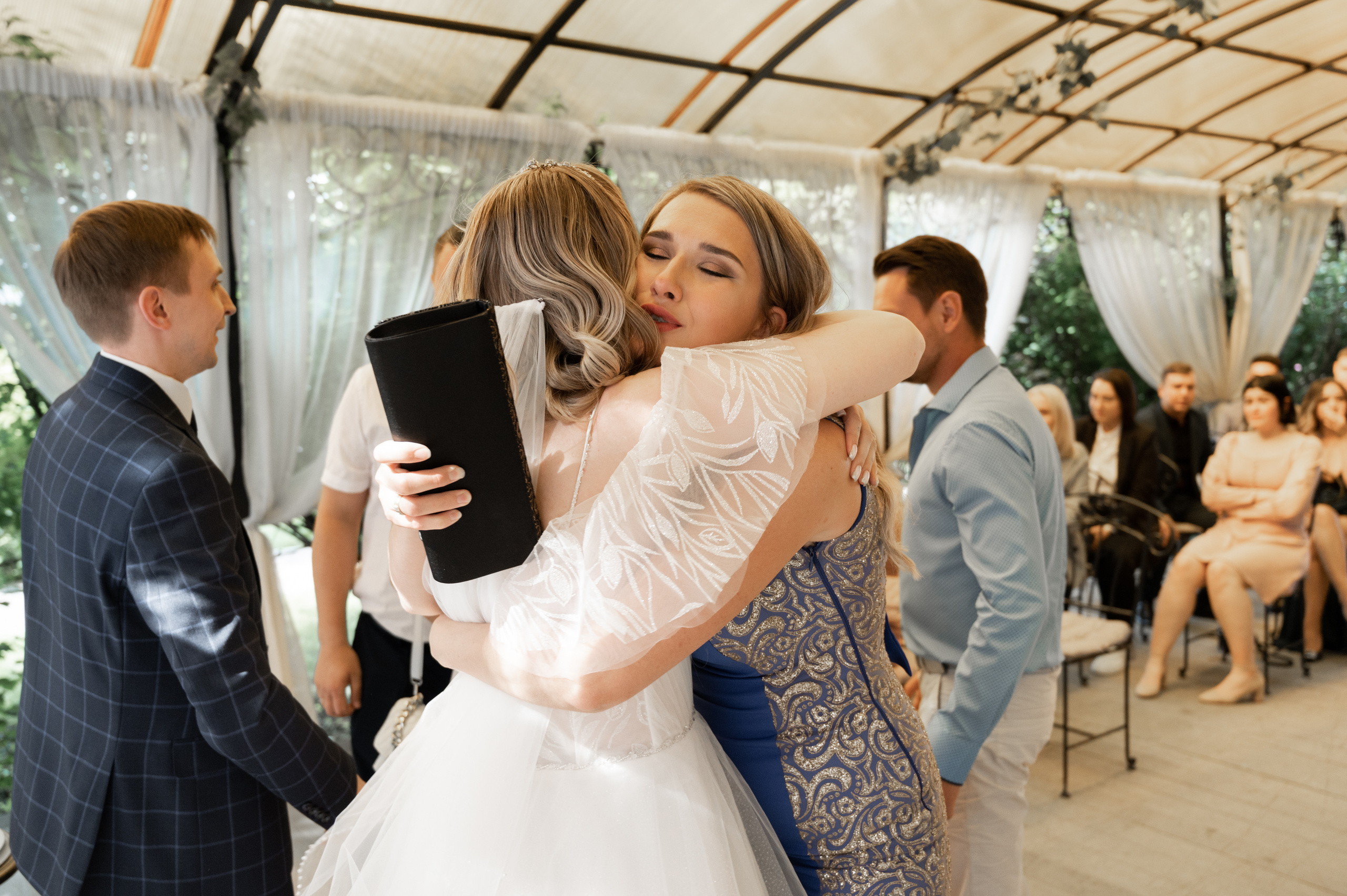 Счастливы и точка. Свадебный фотограф Александр Давыдов