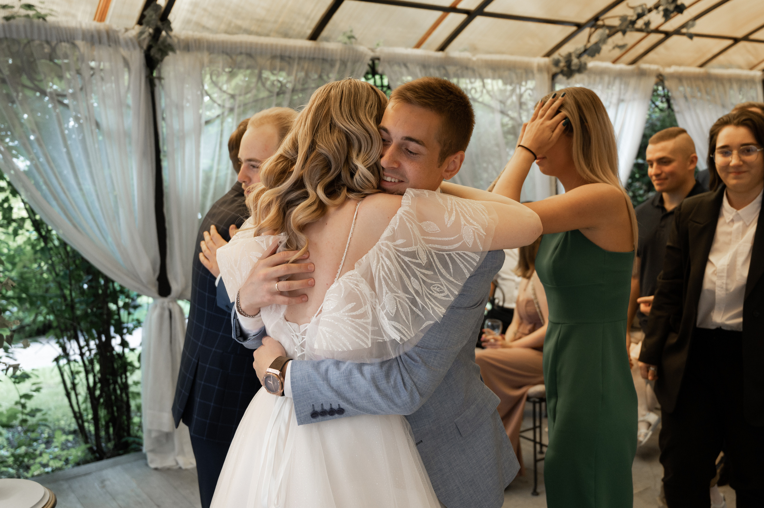 Счастливы и точка. Свадебный фотограф Александр Давыдов