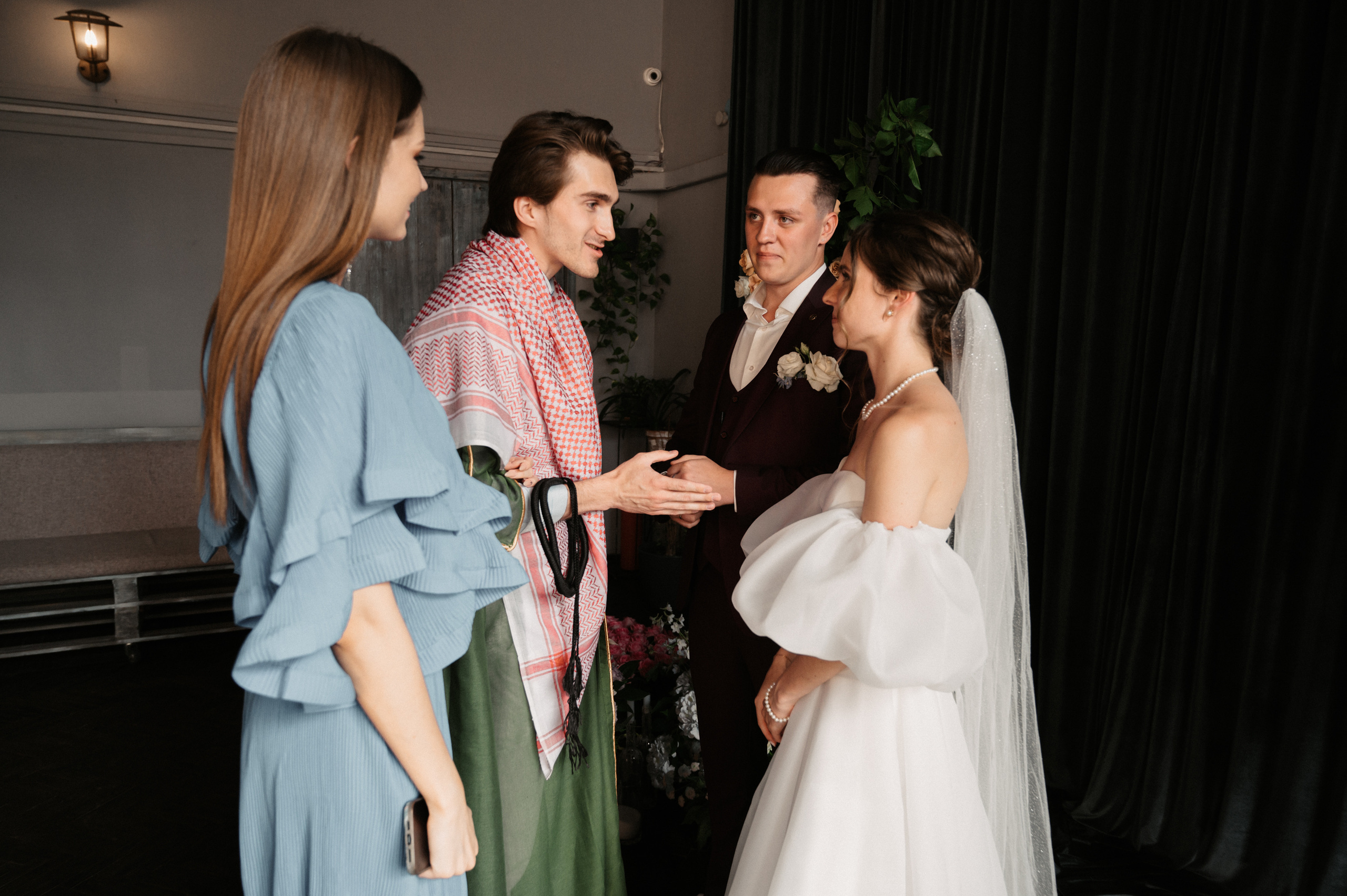 Искренне. Свадебный фотограф Александр Давыдов