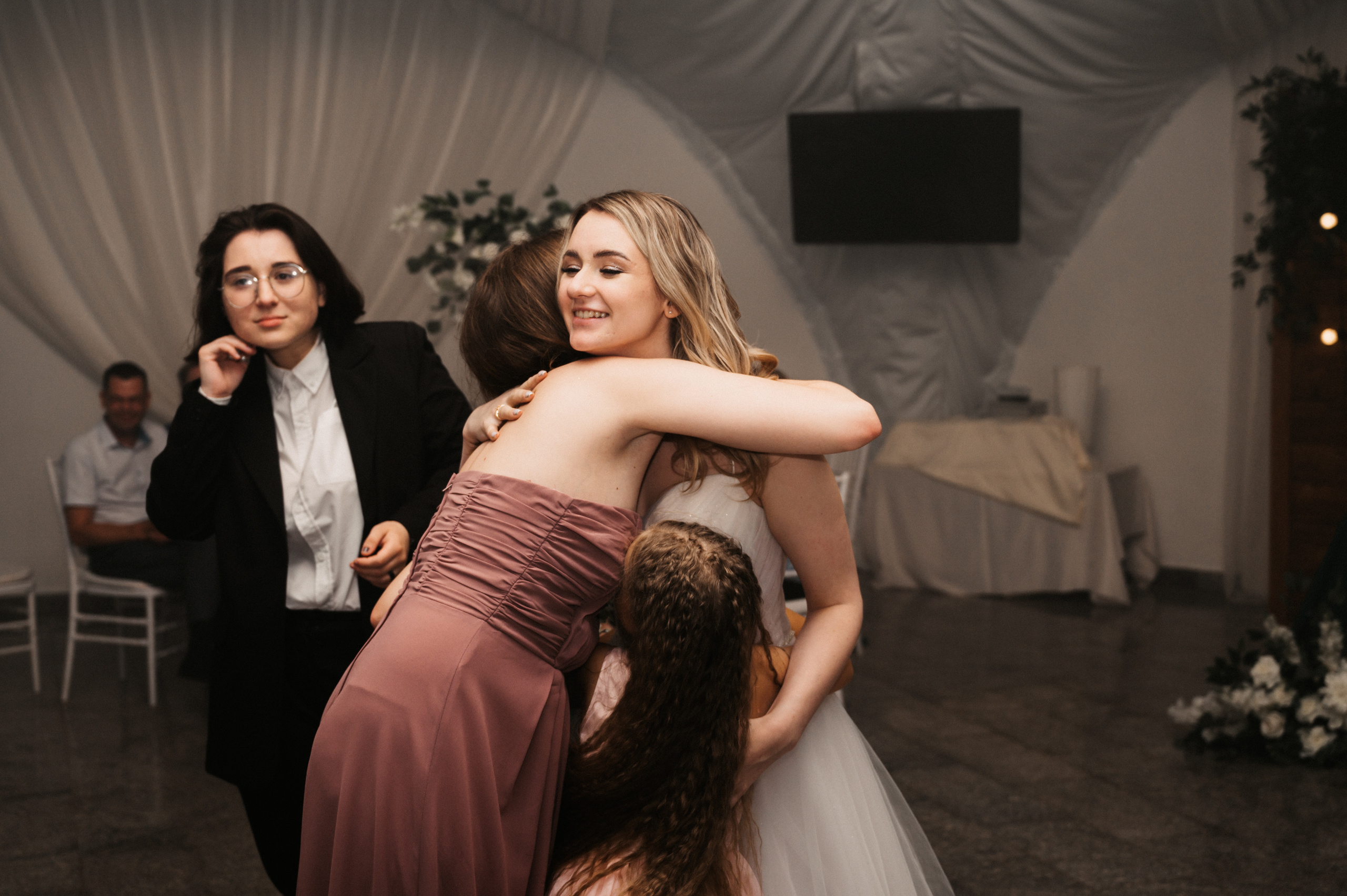 Счастливы и точка. Свадебный фотограф Александр Давыдов