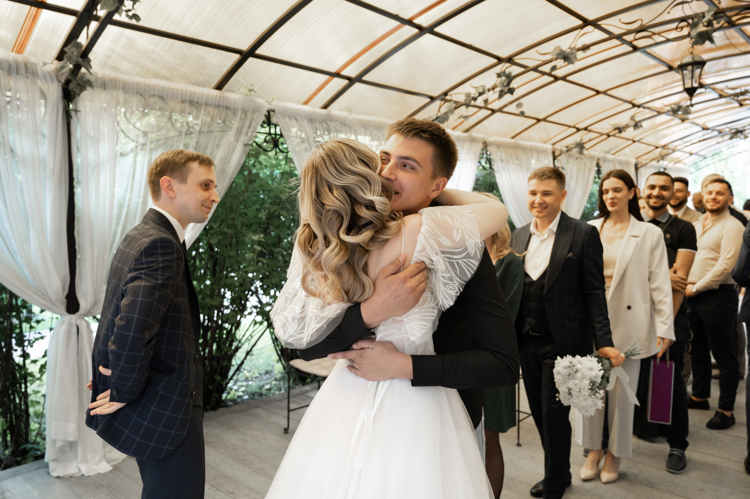 Счастливы и точка. Свадебный фотограф Александр Давыдов