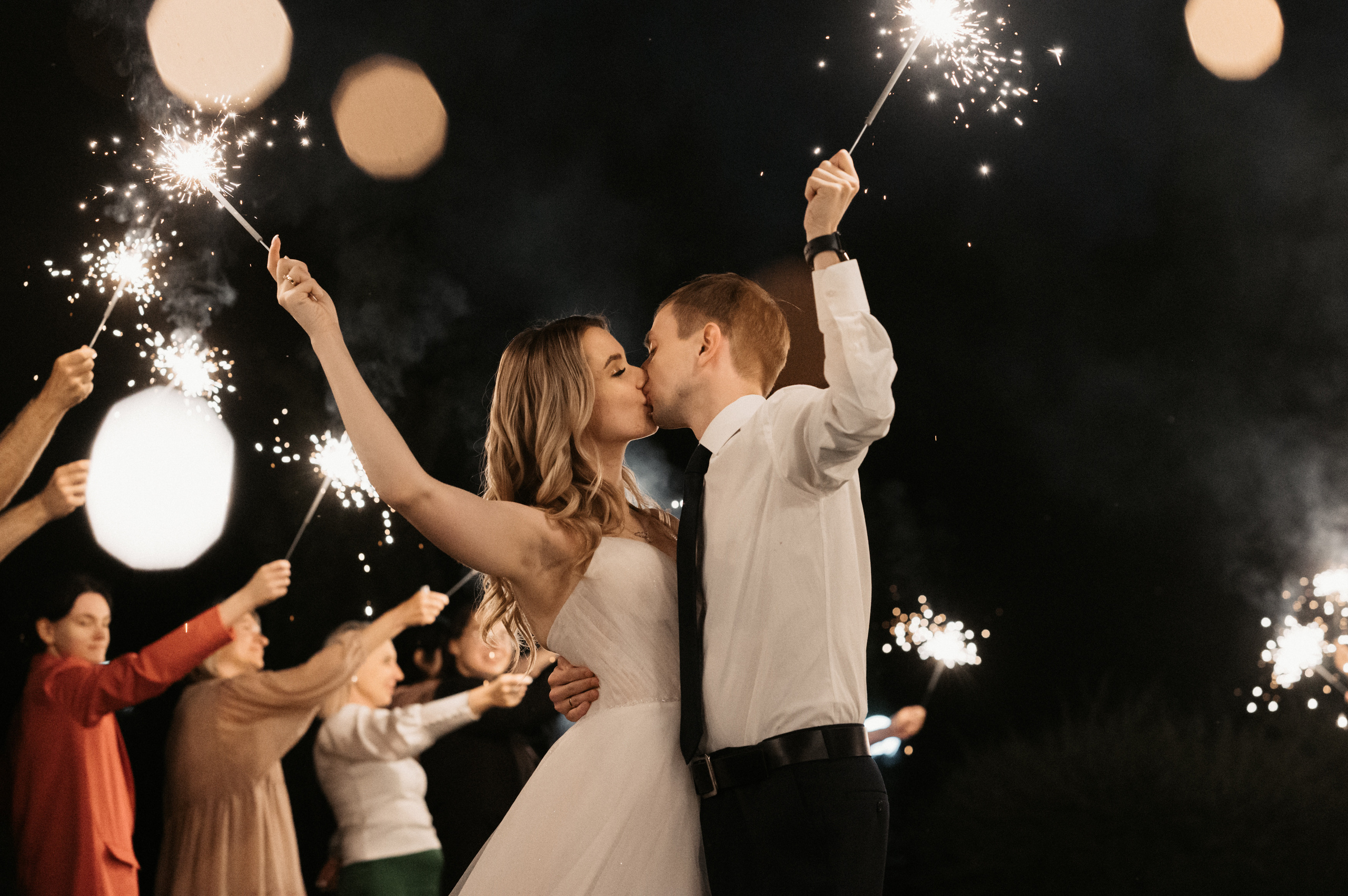 Счастливы и точка. Свадебный фотограф Александр Давыдов