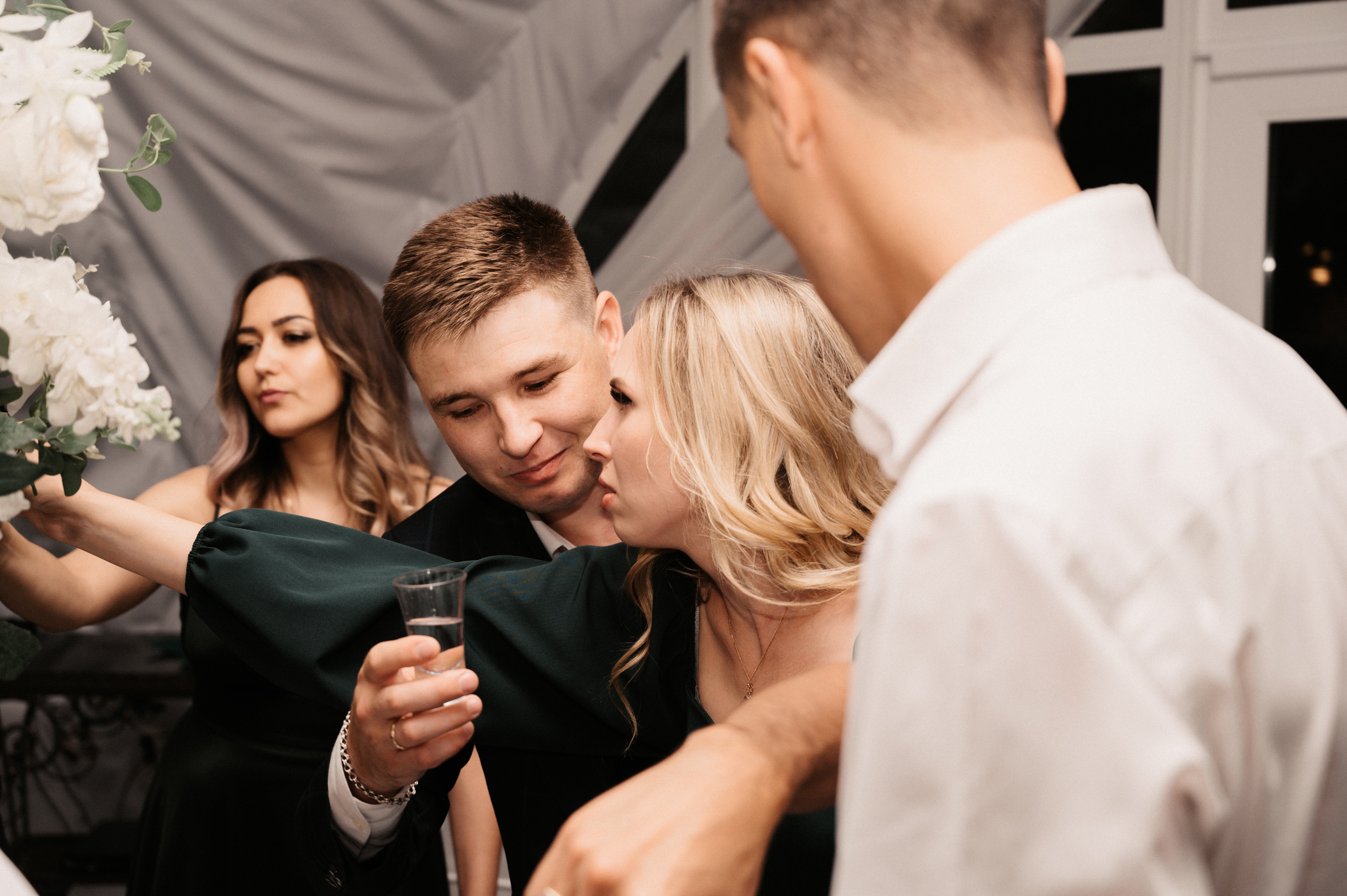 Счастливы и точка. Свадебный фотограф Александр Давыдов