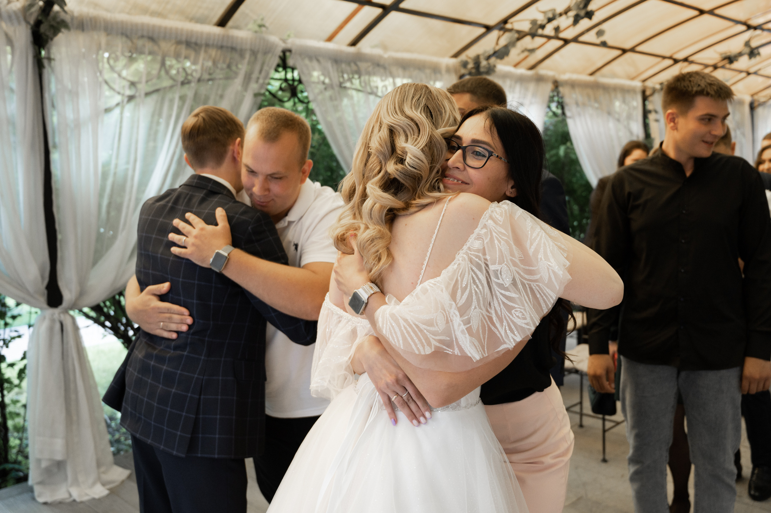 Счастливы и точка. Свадебный фотограф Александр Давыдов