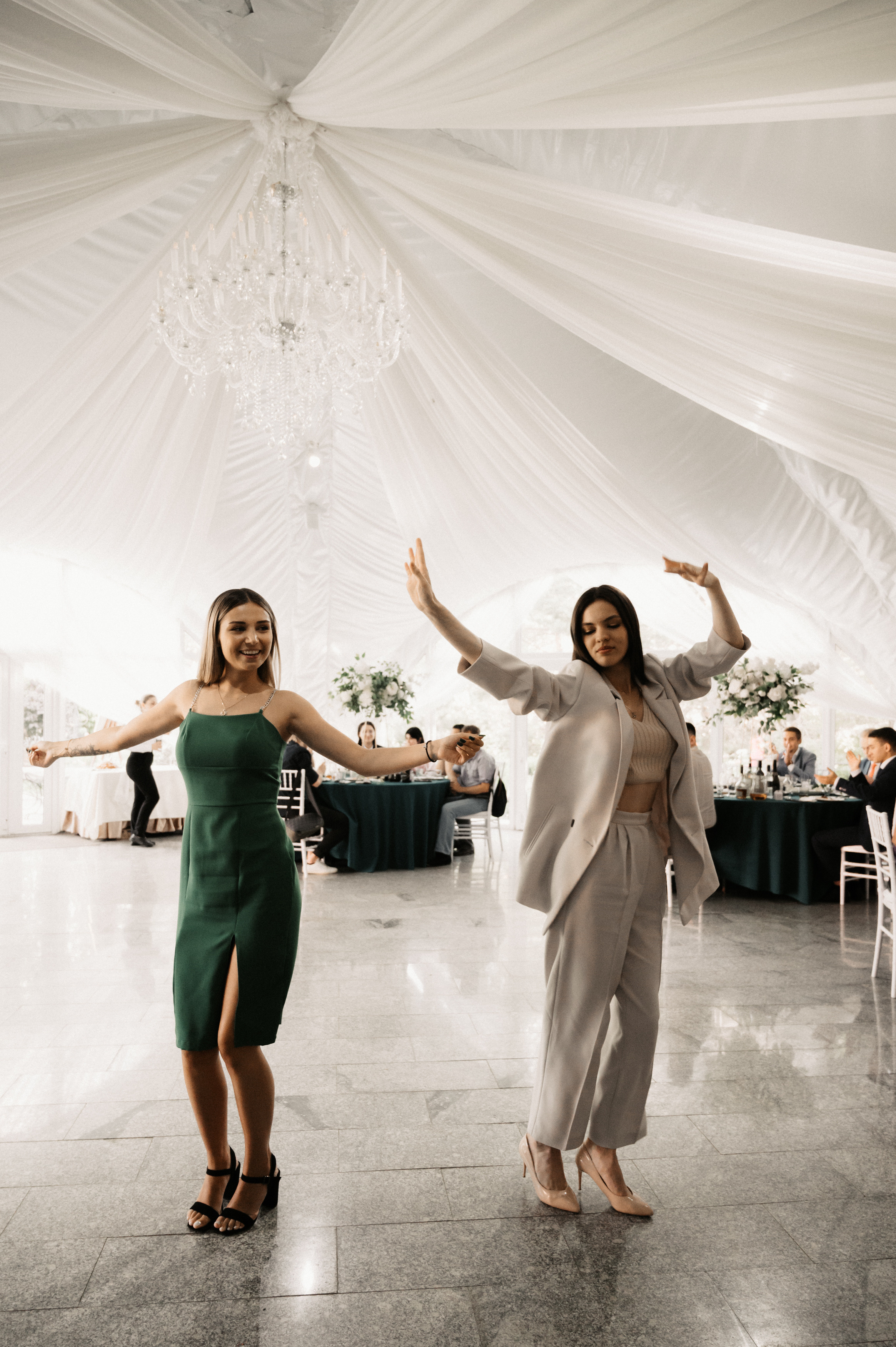 Счастливы и точка. Свадебный фотограф Александр Давыдов