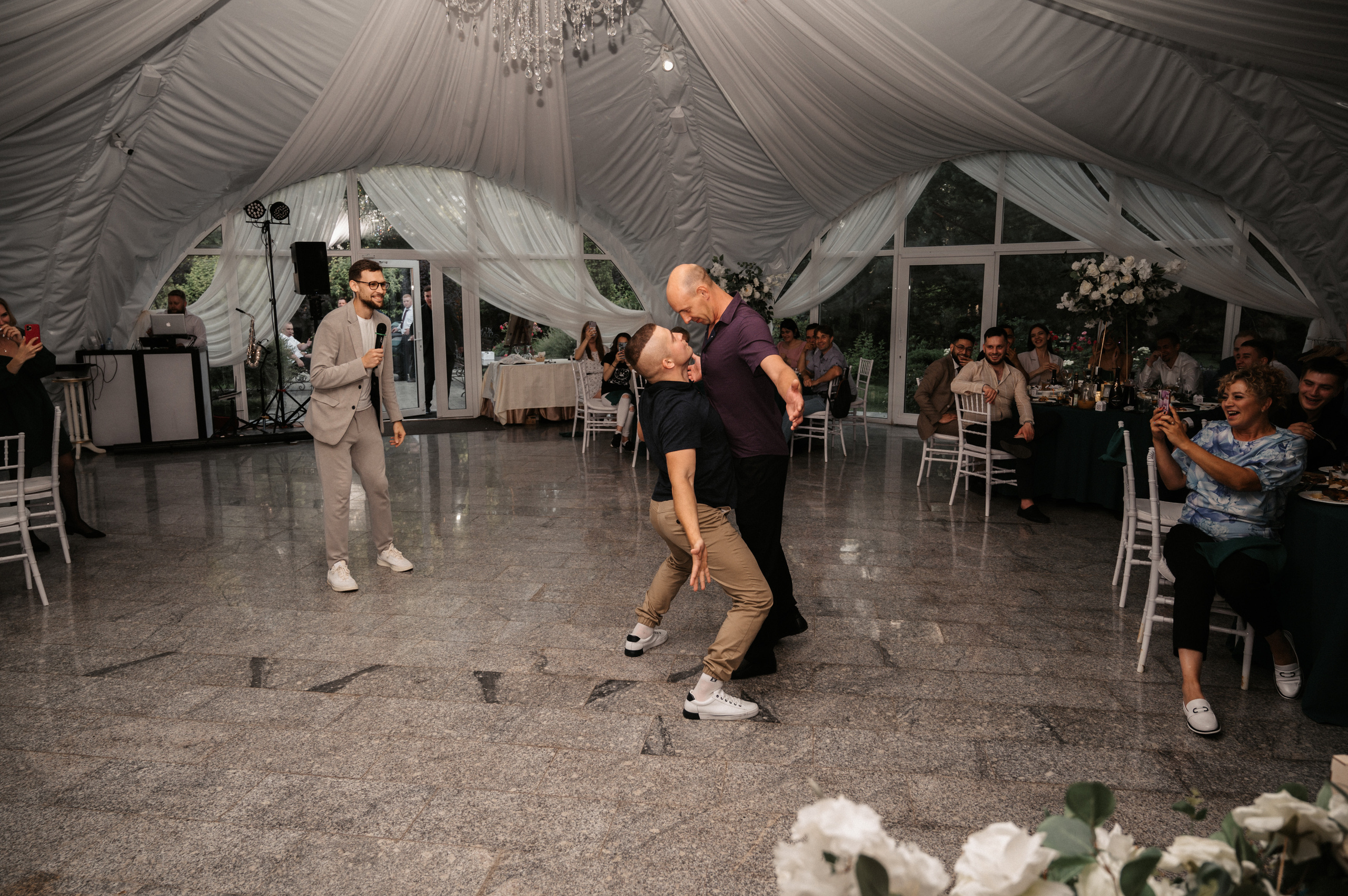 Счастливы и точка. Свадебный фотограф Александр Давыдов