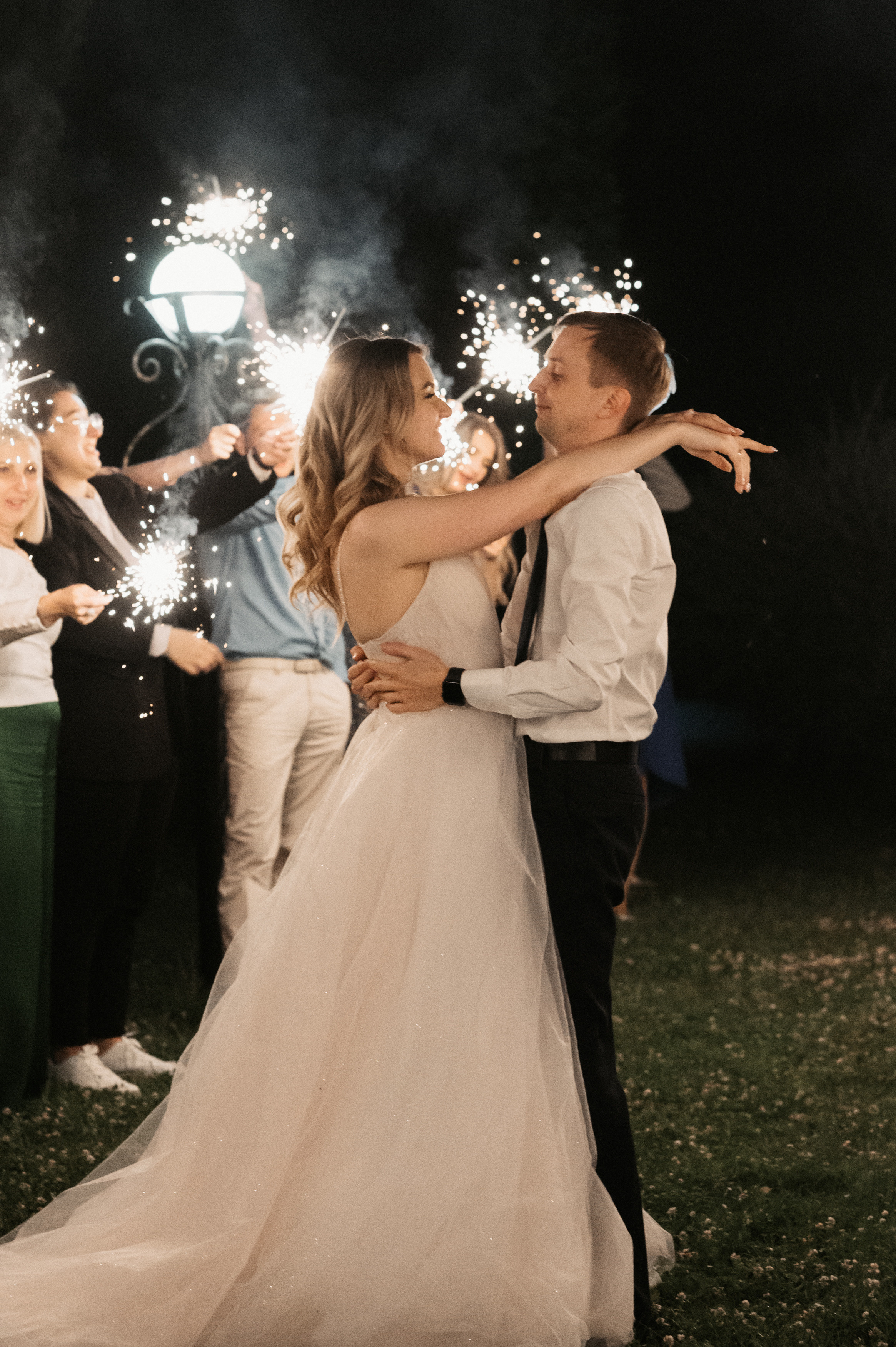 Счастливы и точка. Свадебный фотограф Александр Давыдов