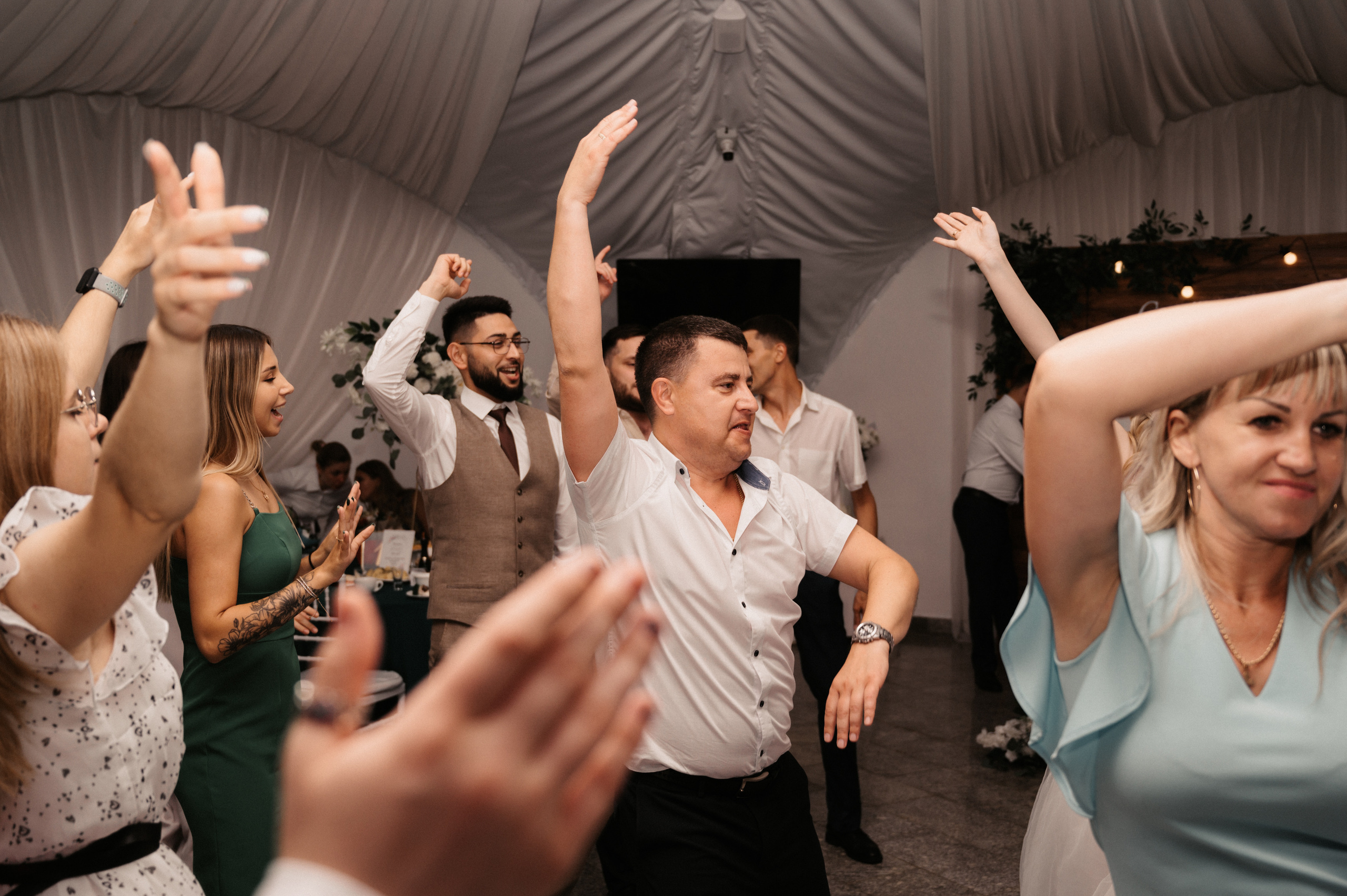 Счастливы и точка. Свадебный фотограф Александр Давыдов