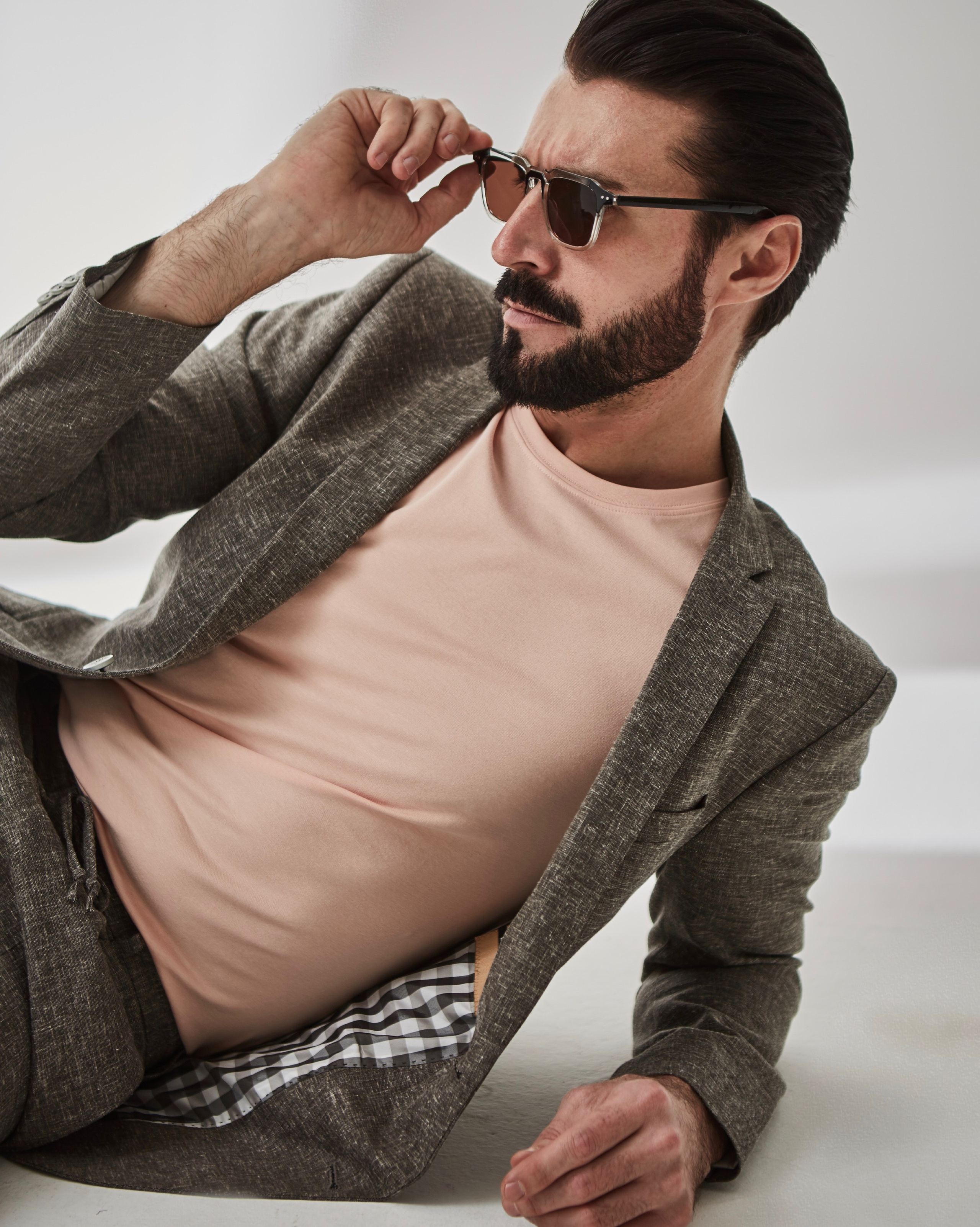 Александр Райский. Продакшен г. Москва съемка мужской одежды, мужские модели, фото и видео, организация под ключ