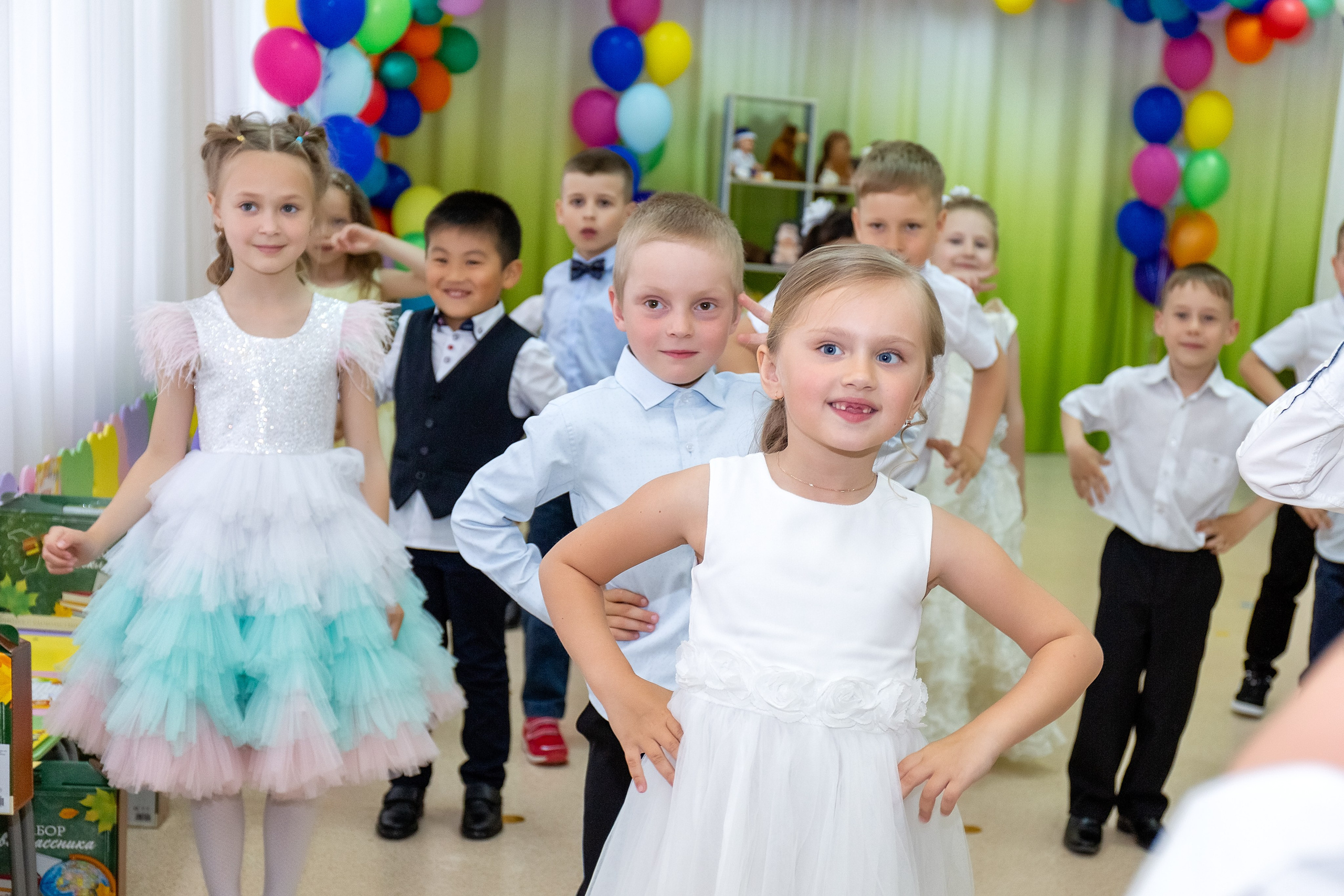 Выпускной. Детский сад «Тигрёнок». Стильный выпускной альбом Владивосток фотограф Вероника Мигачева