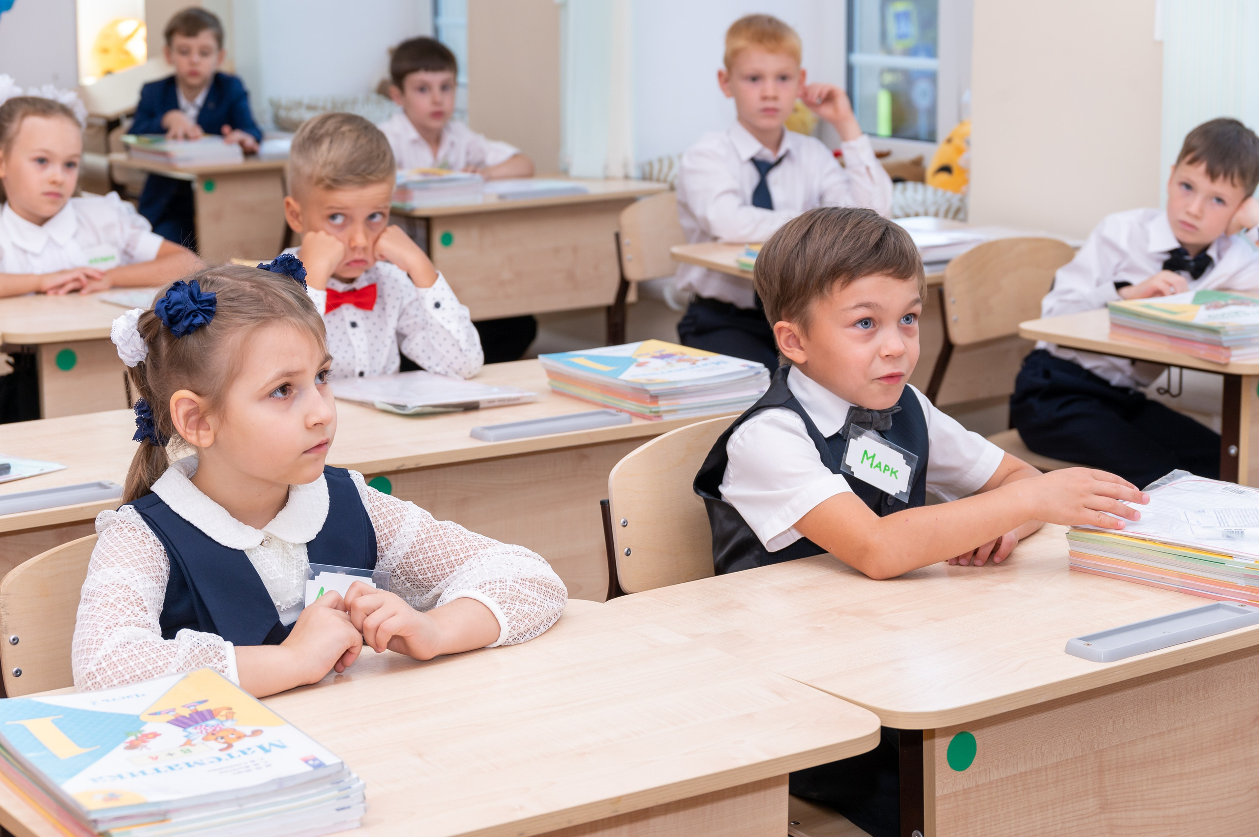 Школьная фотосессия в Туле. Портретный, семейный, свадебный фотограф. Бизнес, контент съёмка. Тула