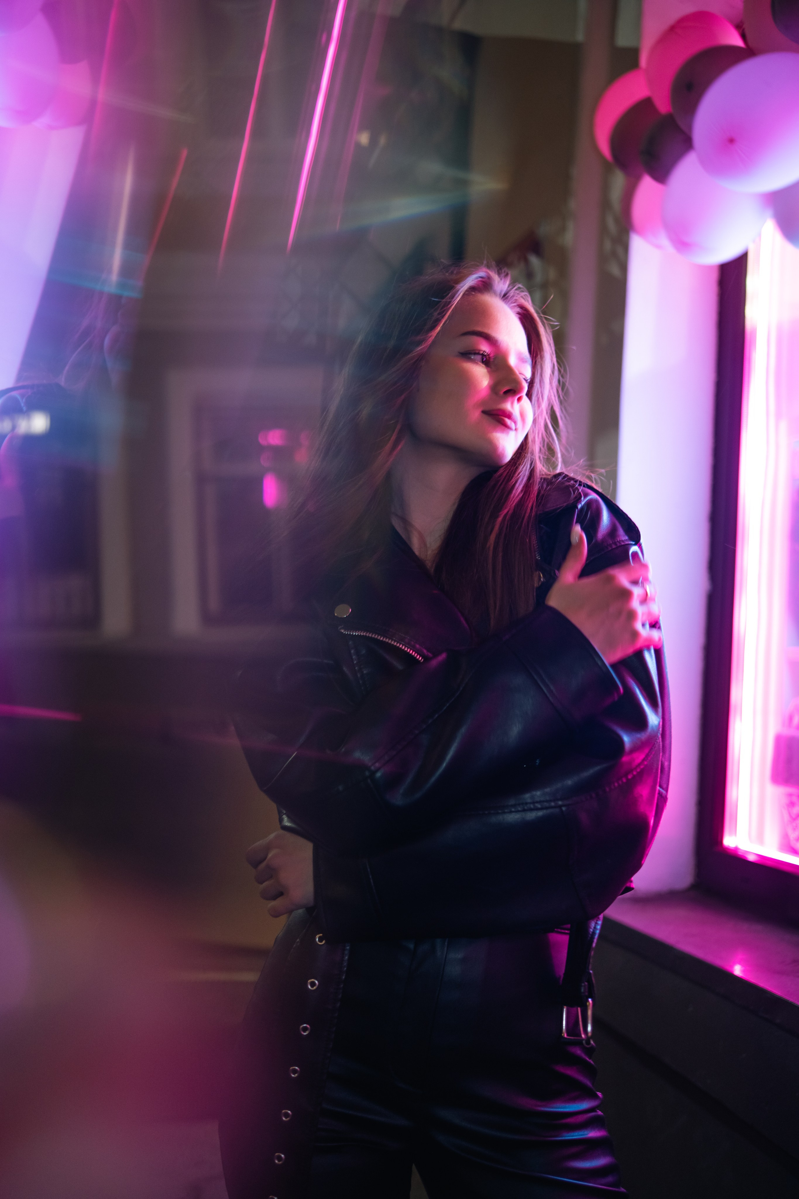 Наиля / Призмаграфичный сине-розовый неон. Felixtones