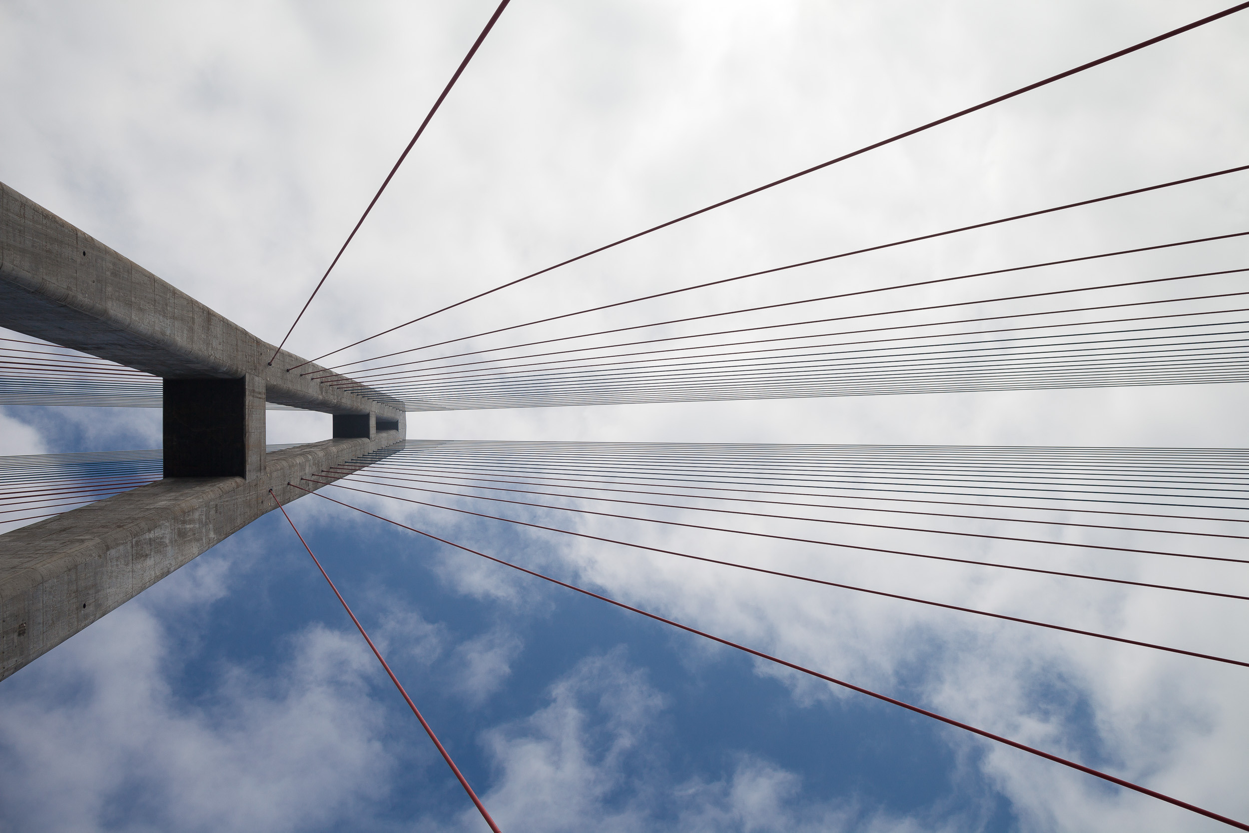 Фотосъемка строительства и инфраструктуры: Строительство моста на остров Русский