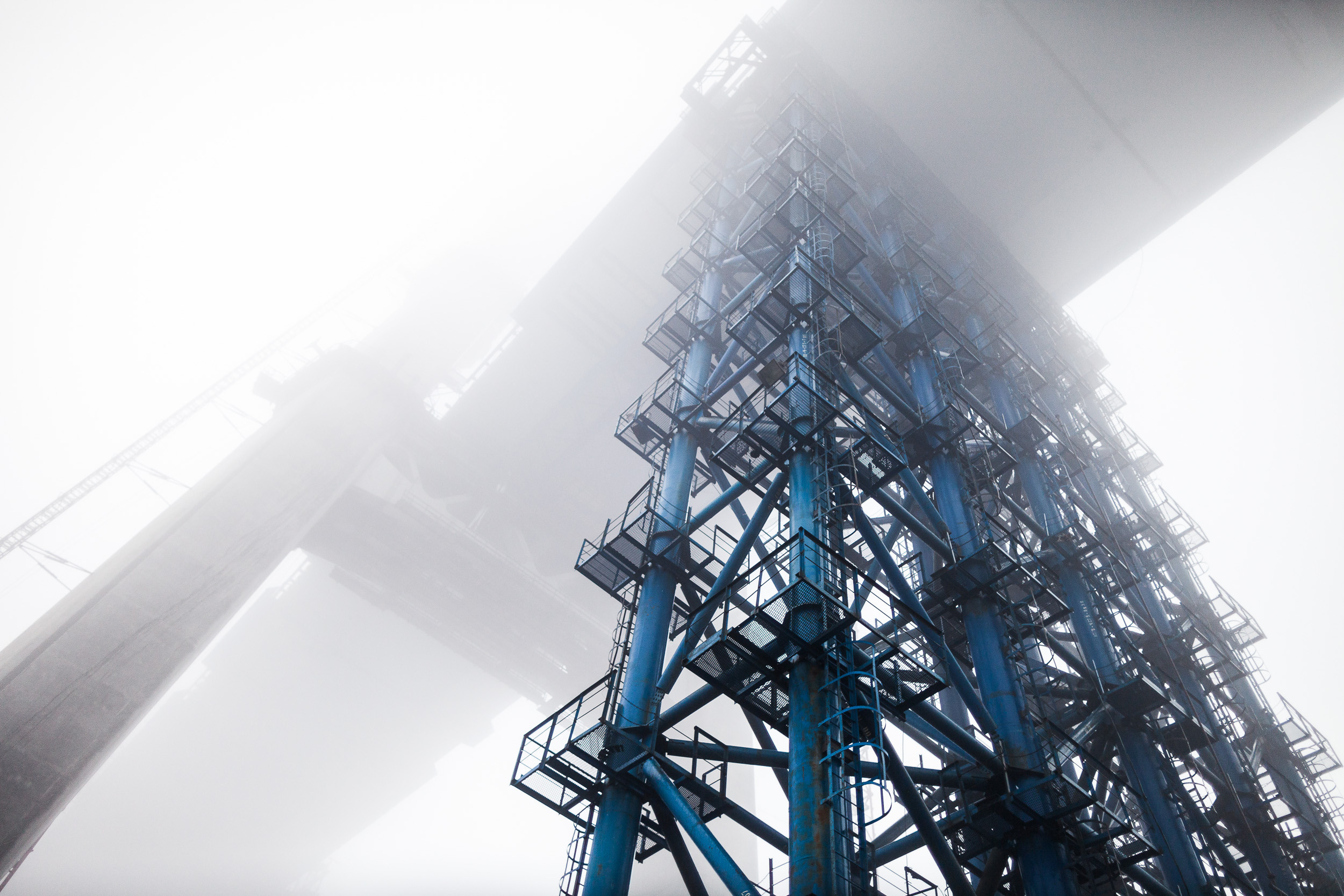 Фотосъемка строительства и инфраструктуры: Строительство моста на остров Русский