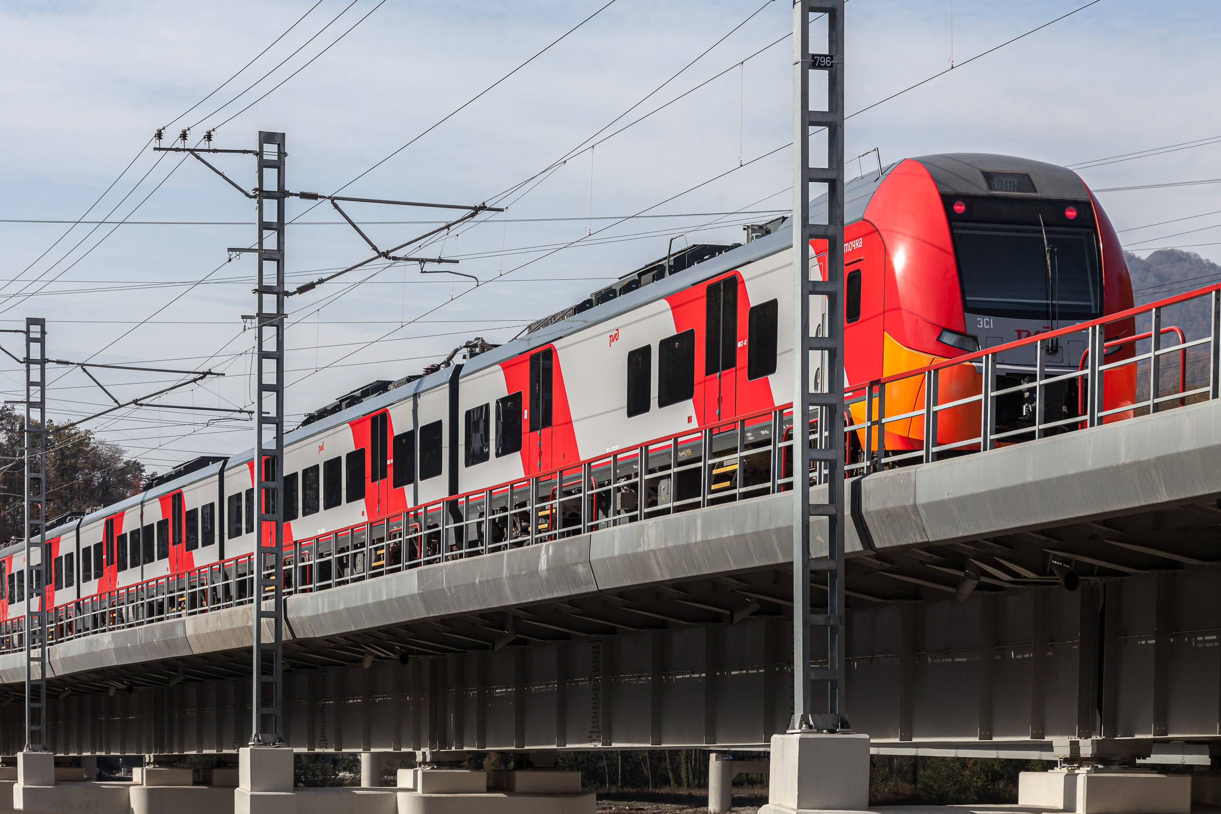 Фотосъемка строительства и инфраструктуры: Строительство автомобильной и железной дороги Адлер — Красная Поляна