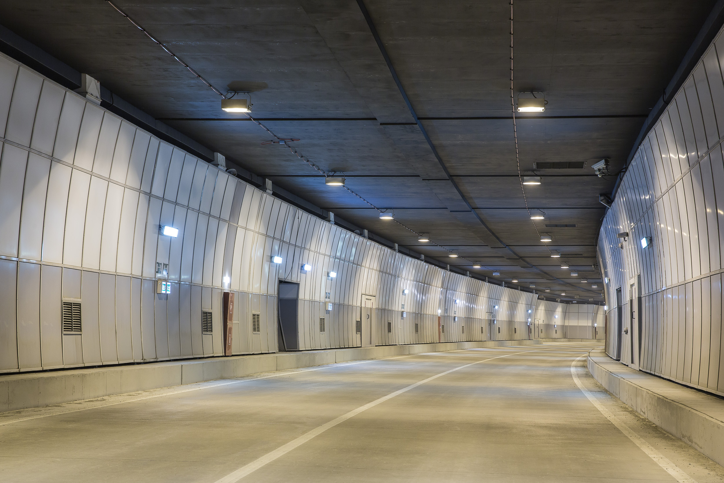 Фотосъемка строительства и инфраструктуры: Строительство автомобильной и железной дороги Адлер — Красная Поляна