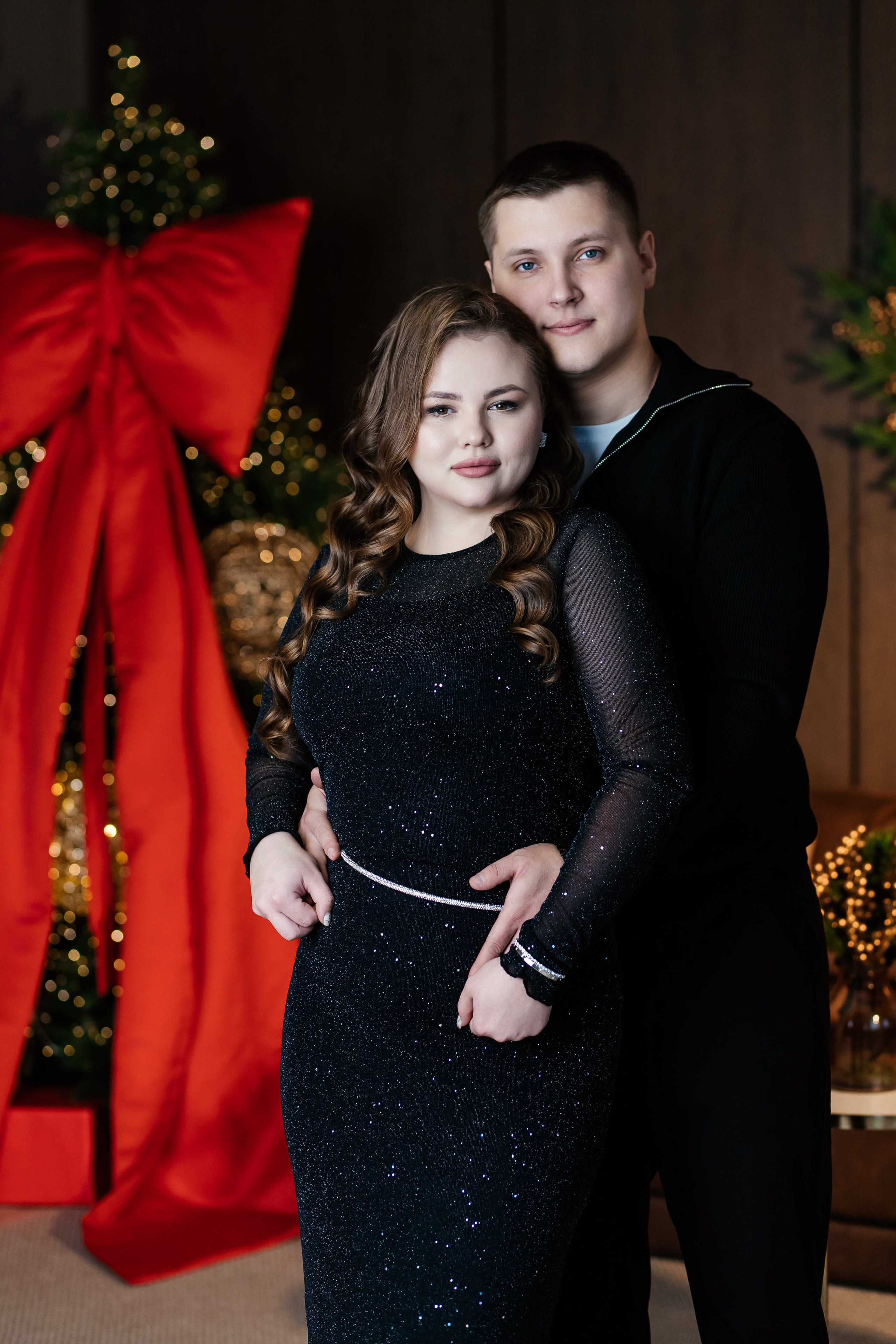 Мария и Вадим НГ 2026. Женский фотограф в Оренбурге Ирина Заводчикова