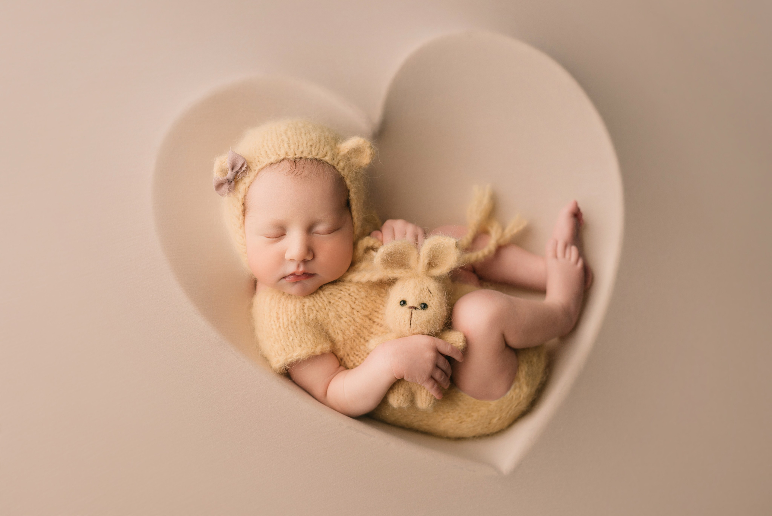 Эмилия. Фотограф новорожденных Белгород