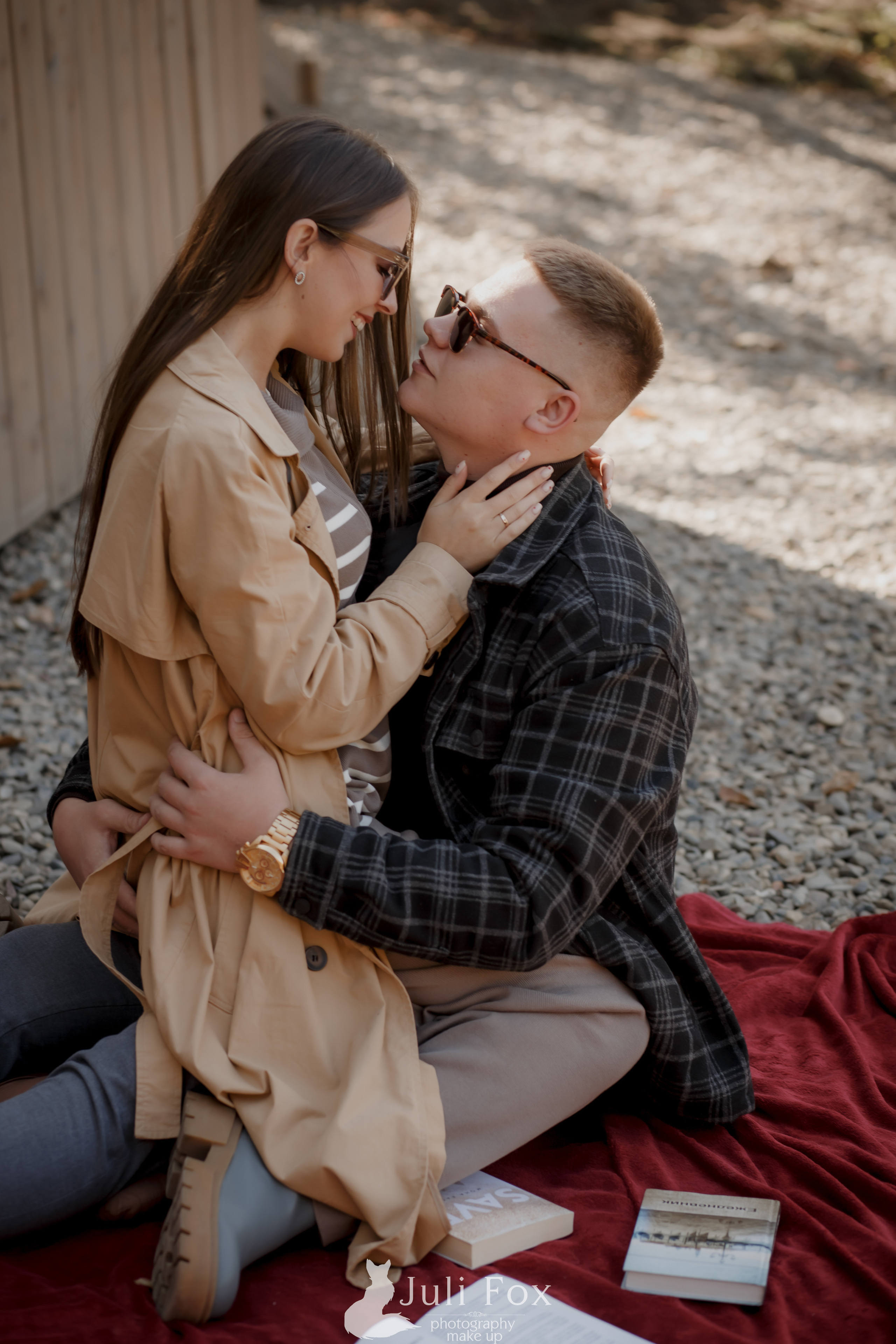 Фотосессия предложения руки и сердца во Владивостоке. Портретный, свадебный, репортажный фотограф во Владивостоке Юлиана Джули Фокс