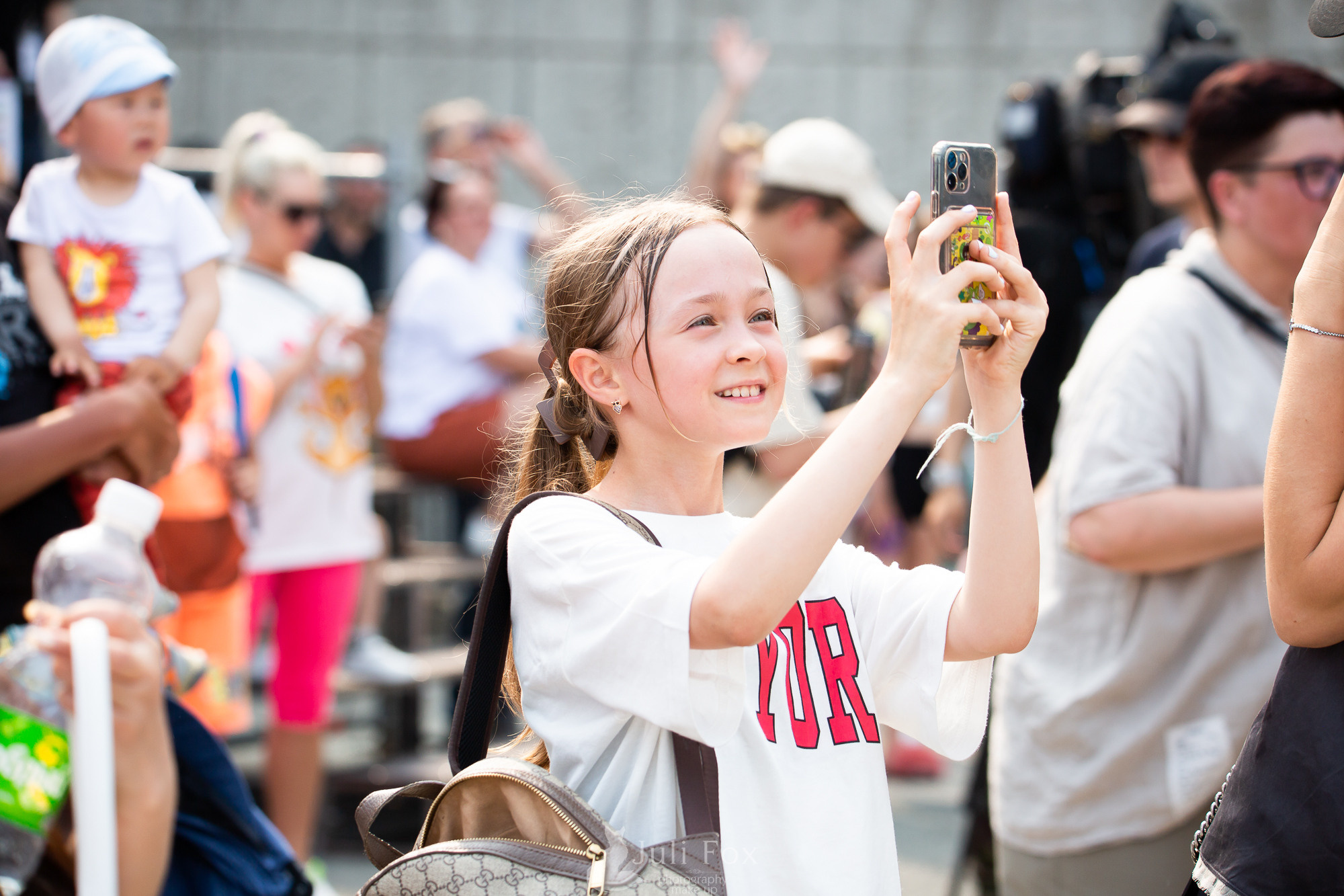 Репортажная фотосъемка во Владивостоке. Портретный, свадебный, репортажный фотограф во Владивостоке Юлиана Джули Фокс
