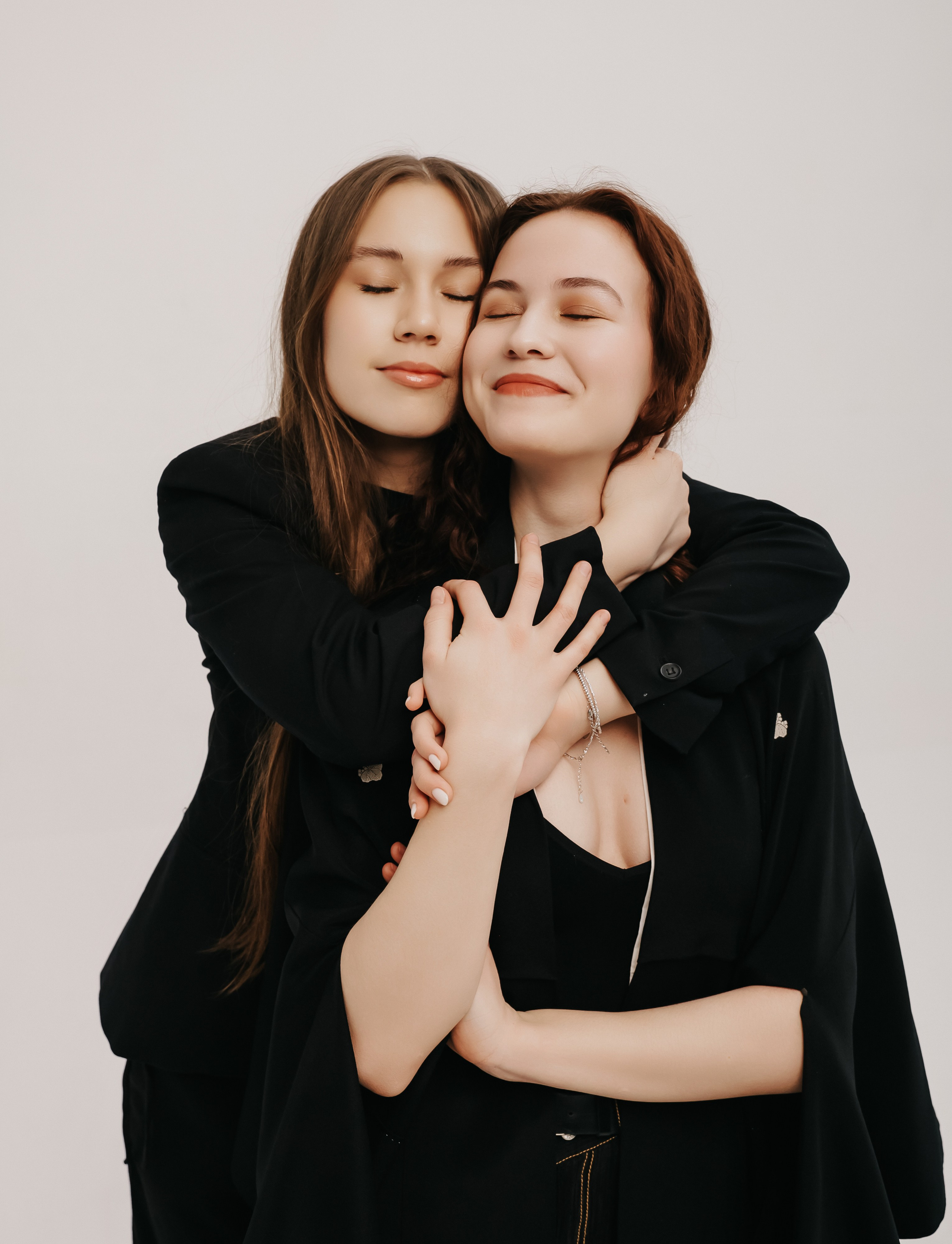 Школьные. Фотограф свадебный, репортажный, индивидуальный, фото для маркетплейсов, брендов, автосалонов