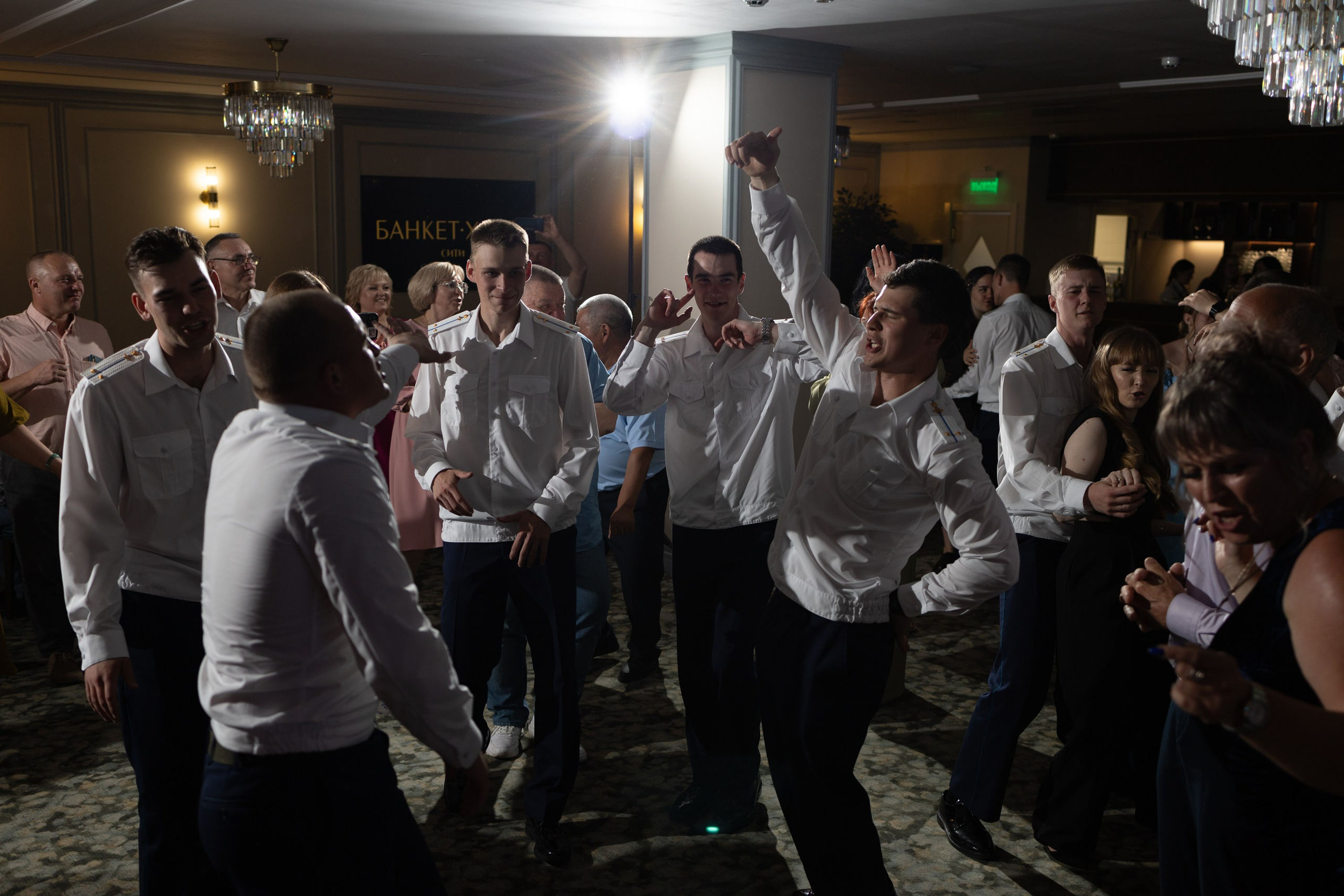 ЧВВАКУШ 2025. Фотограф свадебный, репортажный, индивидуальный, фото для маркетплейсов, брендов, автосалонов