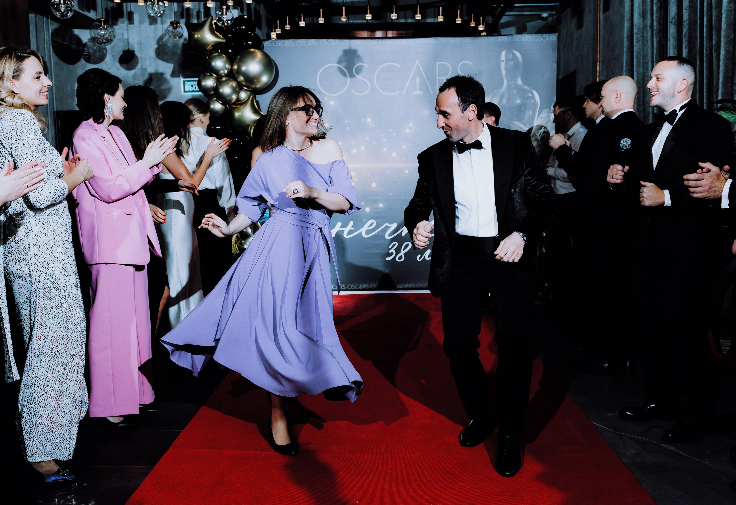 Юбилей в стиле Oscars. АНДРЕЙ ШИРКАЛИН РЕПОРТАЖНЫЙ ФОТОГРАФ МОСКВА НА КОРПОРАТИВ, ДЕНЬ РОЖДЕНИЯ, БАНКЕТ, КОНФЕРЕНЦИЮ, ТИМБИЛДИНГ
