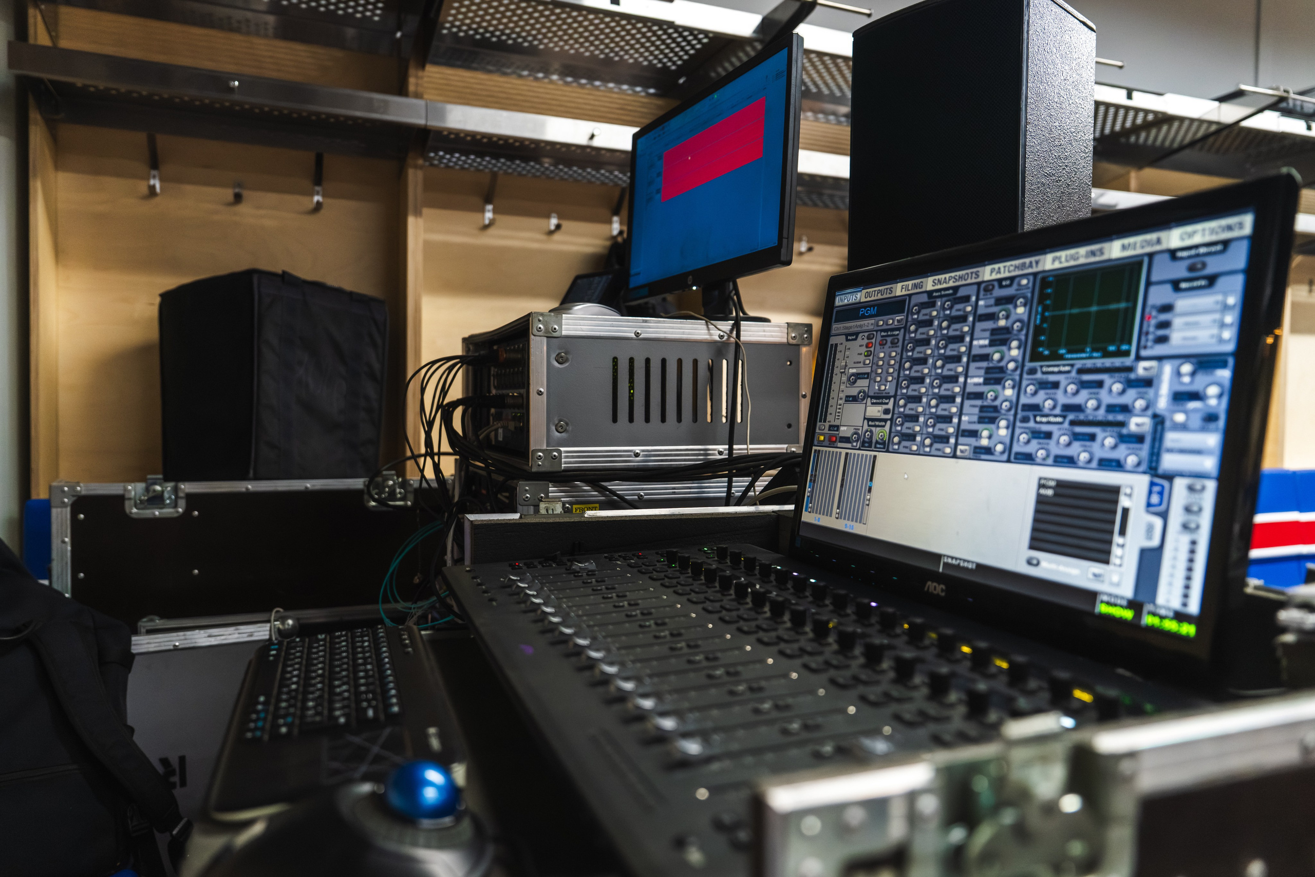 БЕЛАЯ 2025. Святослав Буньков | фотограф