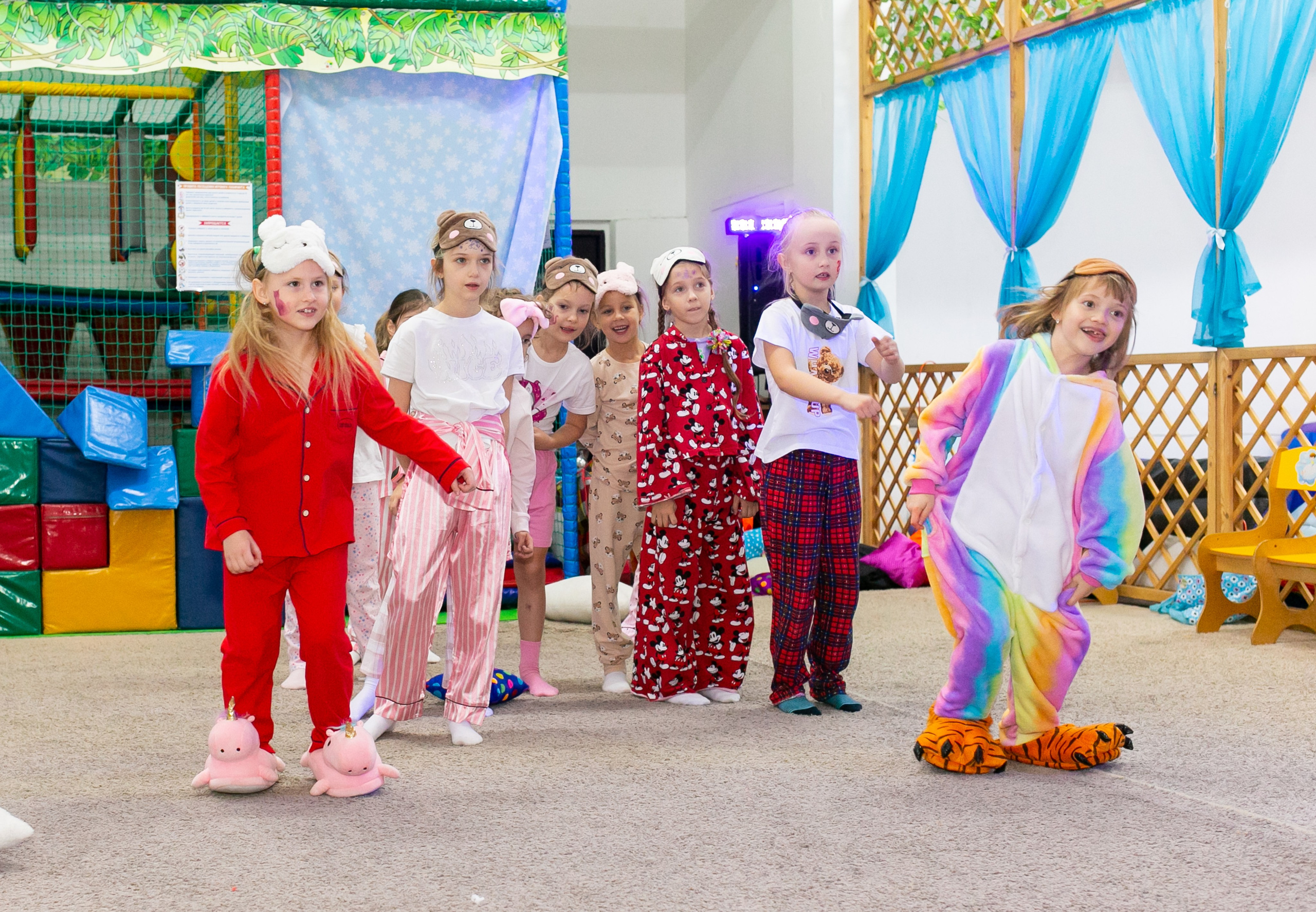 Праздники. Фотограф новорожденных и семейный фотограф НСО г. Бердск Марина Львова