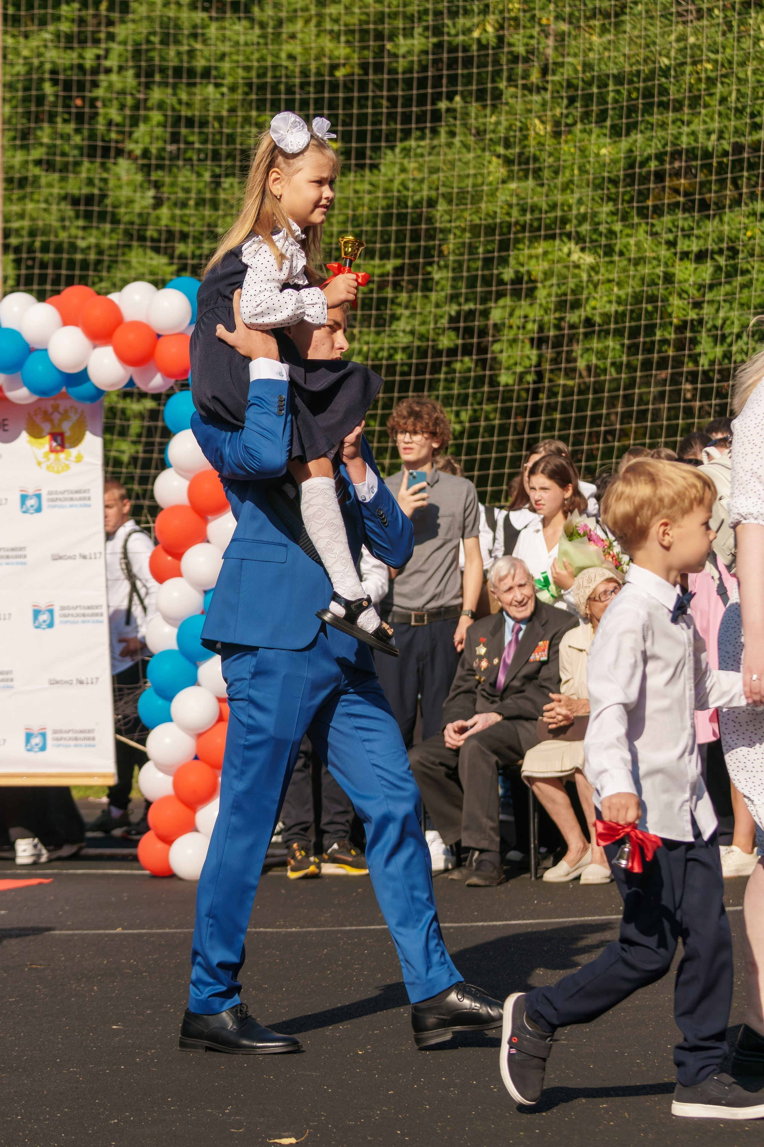 Фотосъёмка 1 сентября, последний звонок, выпускной. «Студия DRONAVT`s» — видеосъёмка и фотография г. Москва