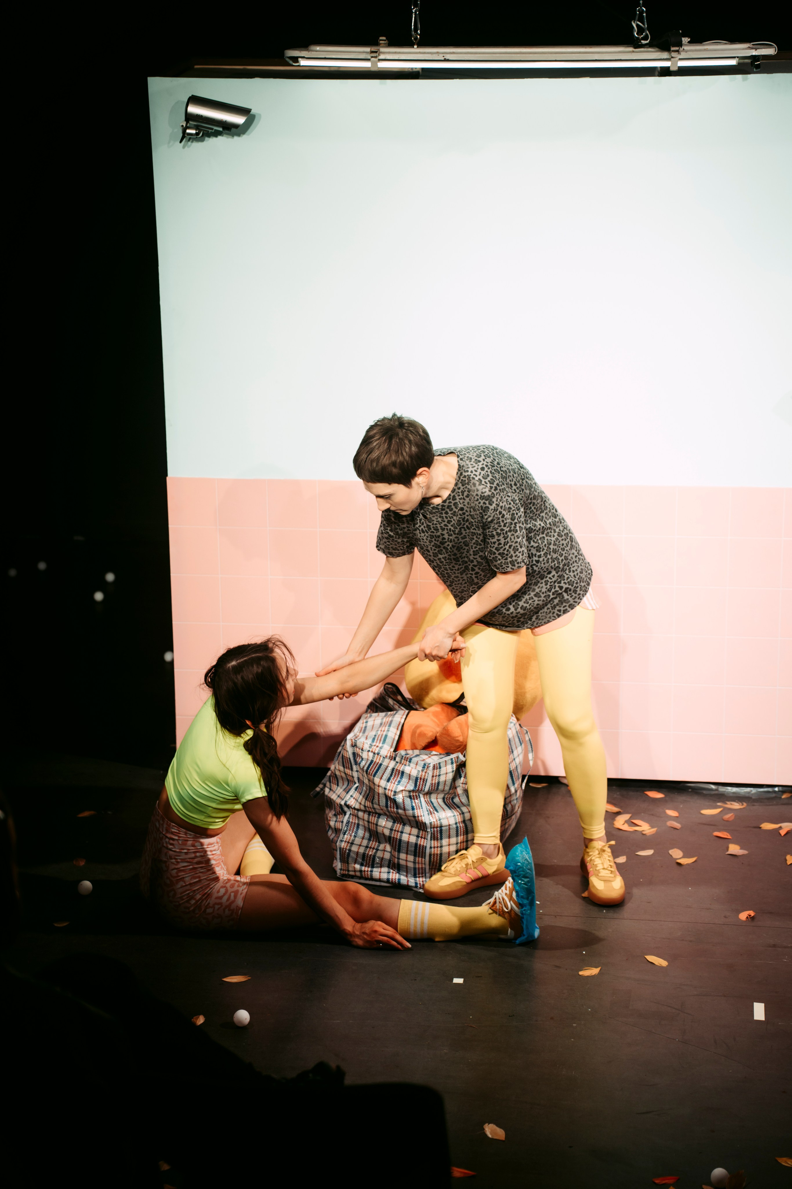 Затворник и Шестипалый. Главная