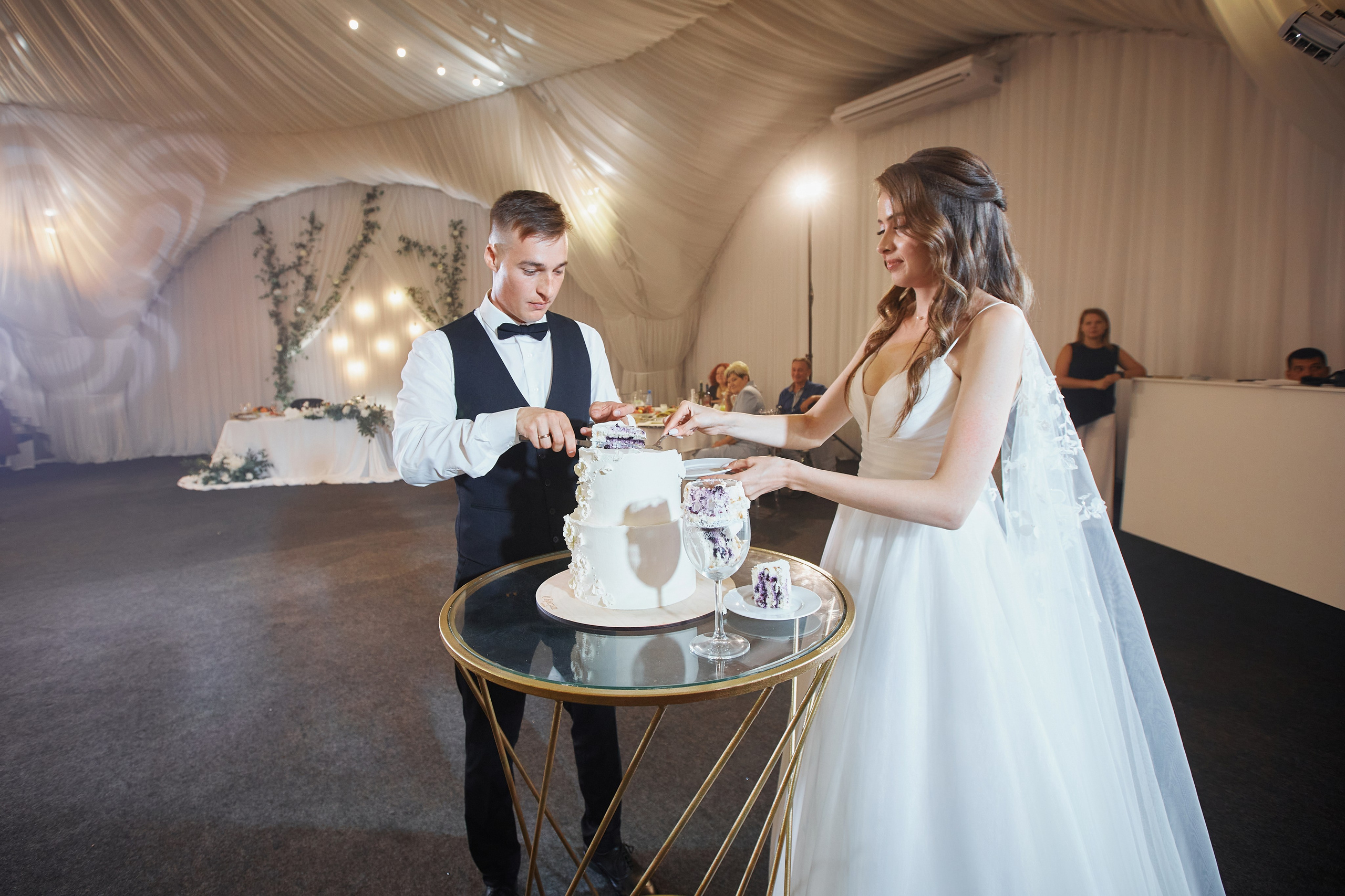 Руслан и Виктория Банкет. Ваш фотограф Антон Колташов город Курган Тюмень Челябинск Екатеринбург