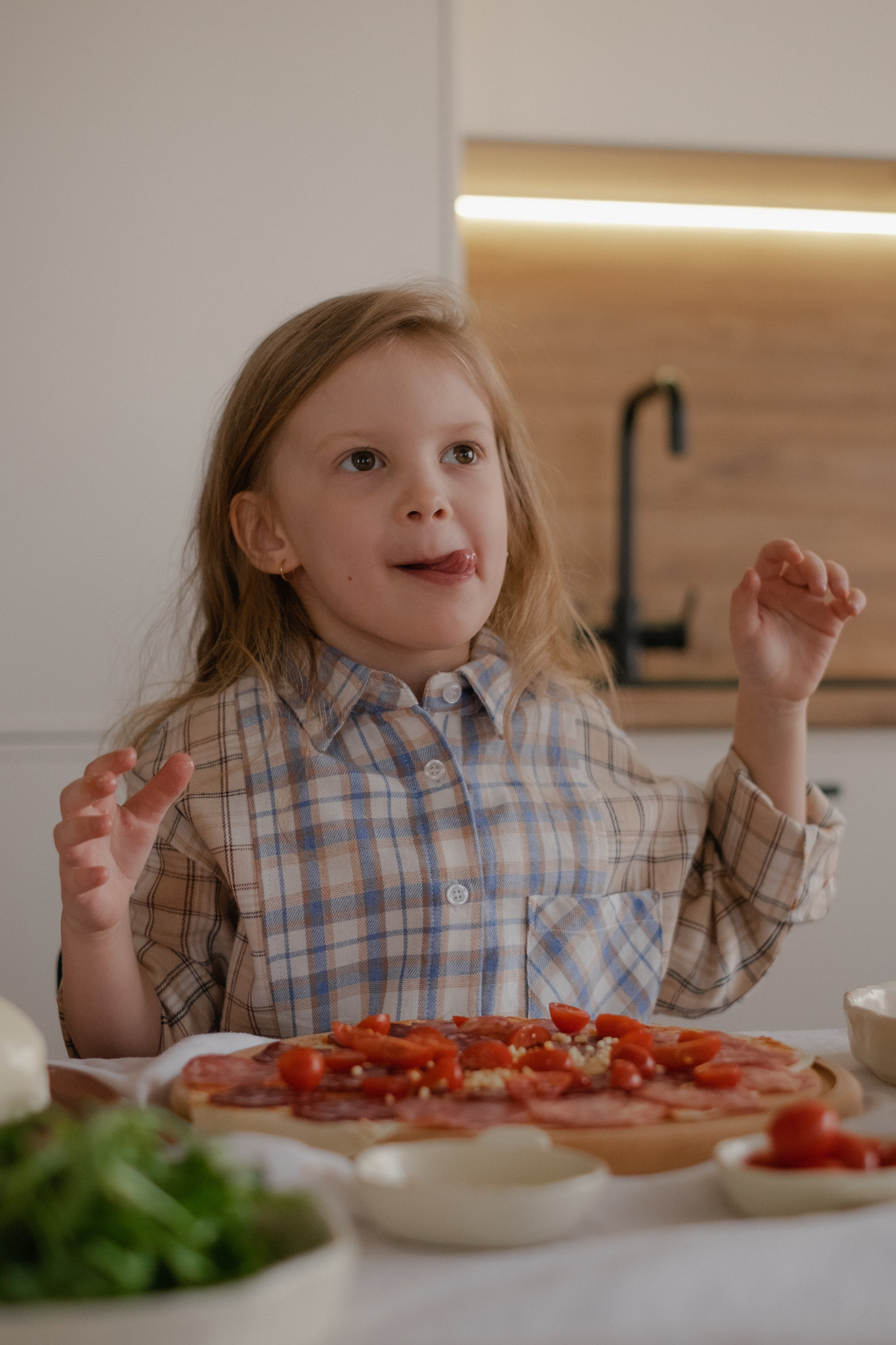 Элла, Кирилл, Алиса и Даниил | домашняя съемка. Фотограф в Новосибирске Диана Ильиных