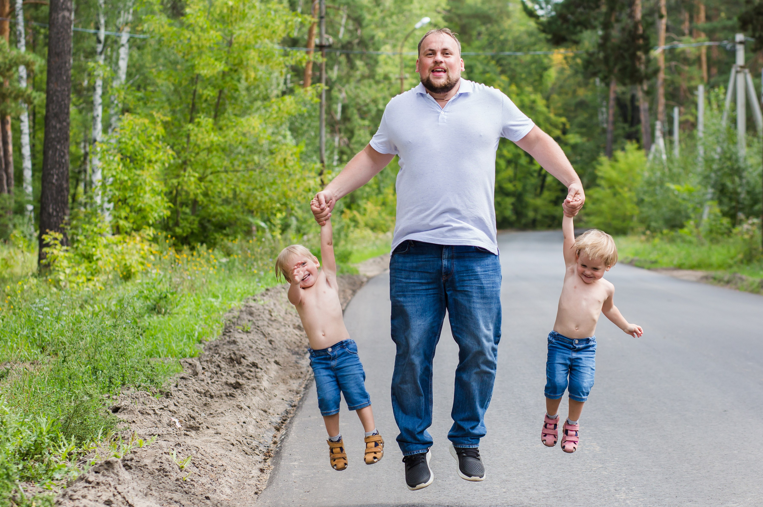Прогулка в лесу. Репортажный, семейный и детский фотограф в Пензе и Заречном Арина Ермилова. Картины барельеф на заказ