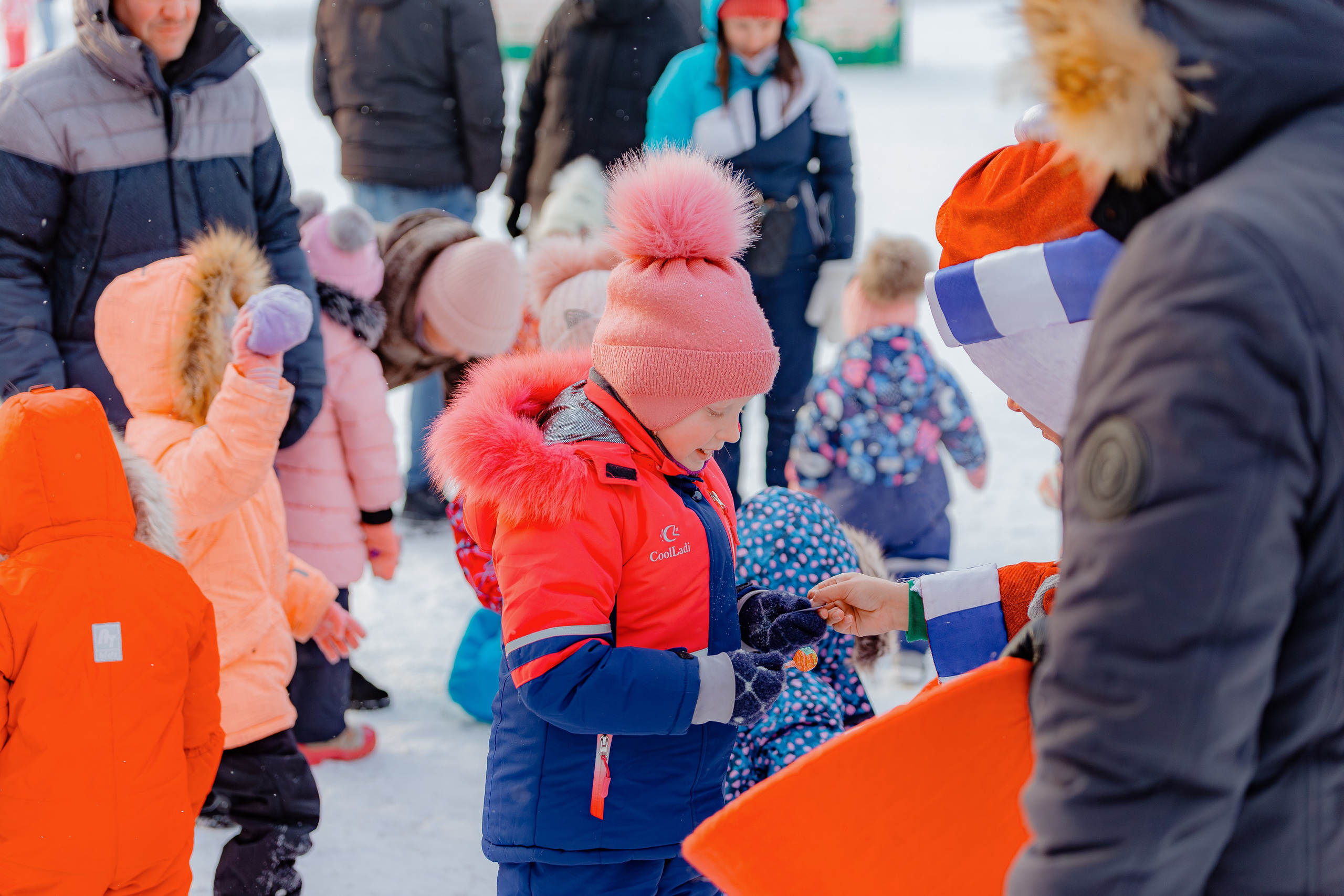Ёлка от банка «Хлынов». Свадебный и репортажный фотограф Киров | Вадим Карпук