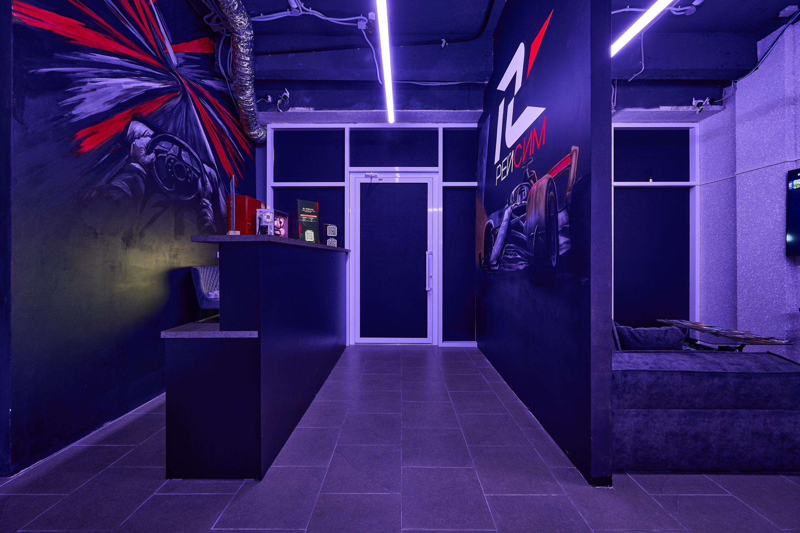 РЕЙСИМ Гоночные автосимуляторы. Интерьерный фотограф в Краснодаре