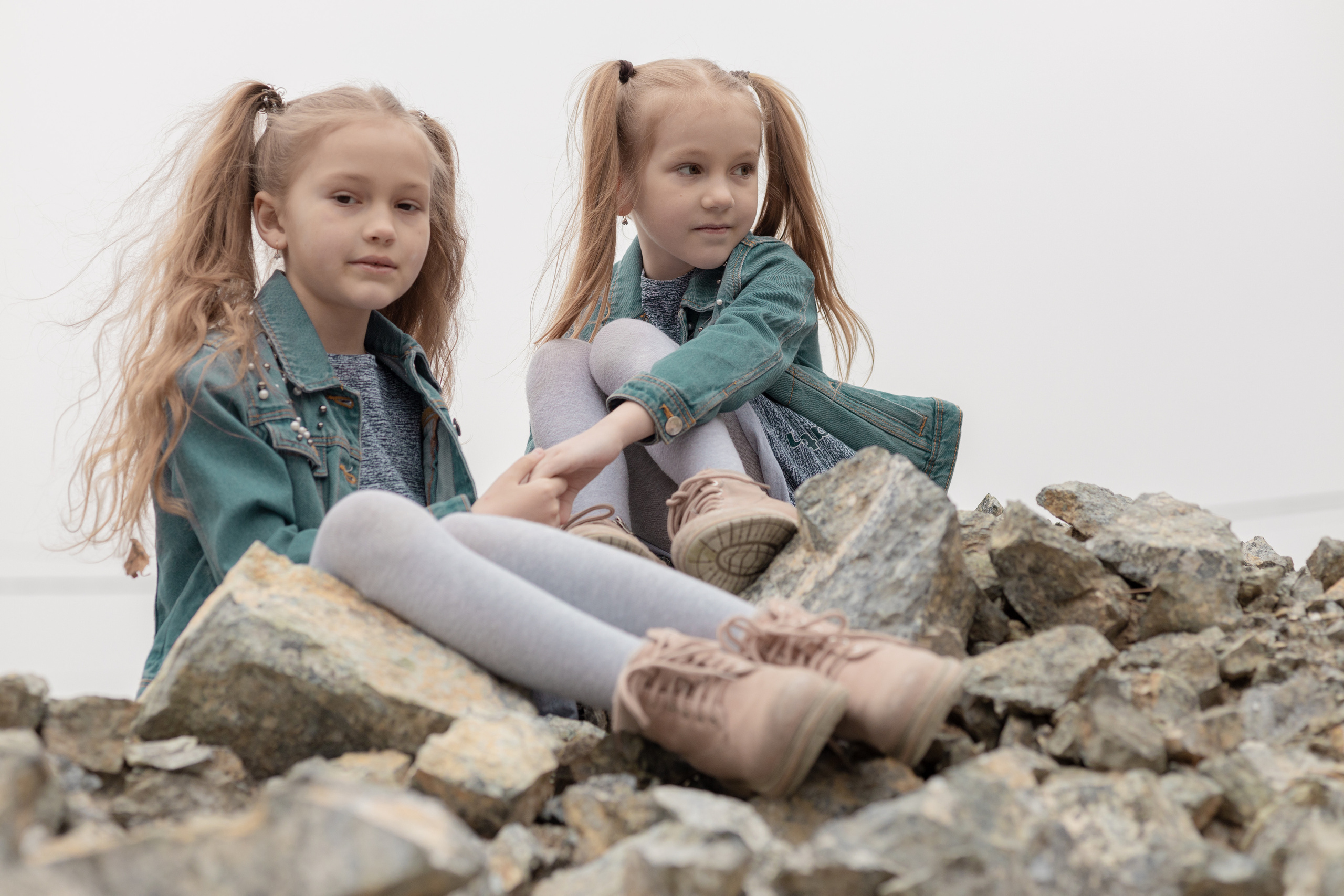 Детство Василисса и Емилия. Фотограф Наталья Кинель. Екатеринбург