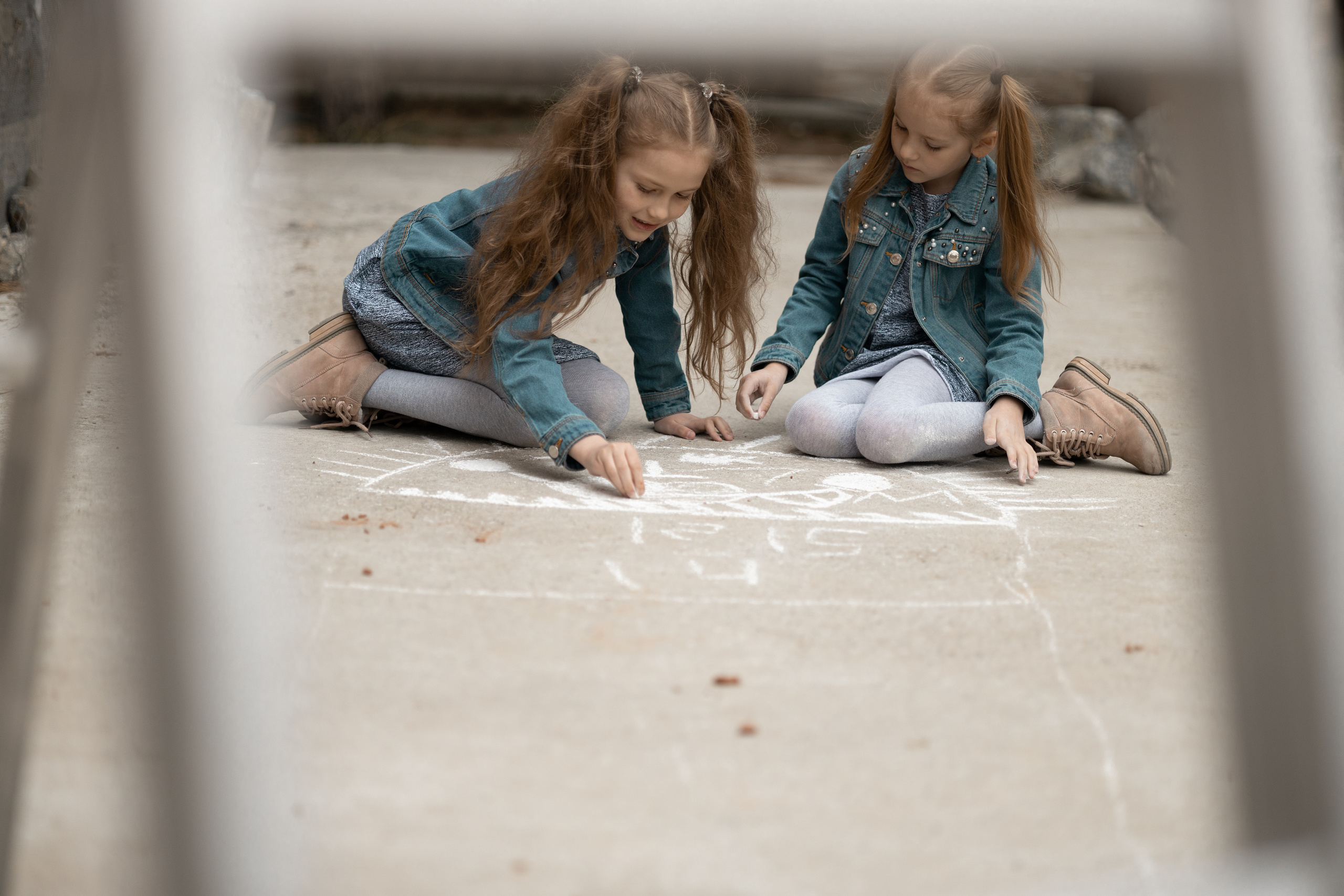 Детство Василисса и Емилия. Фотограф Наталья Кинель. Екатеринбург