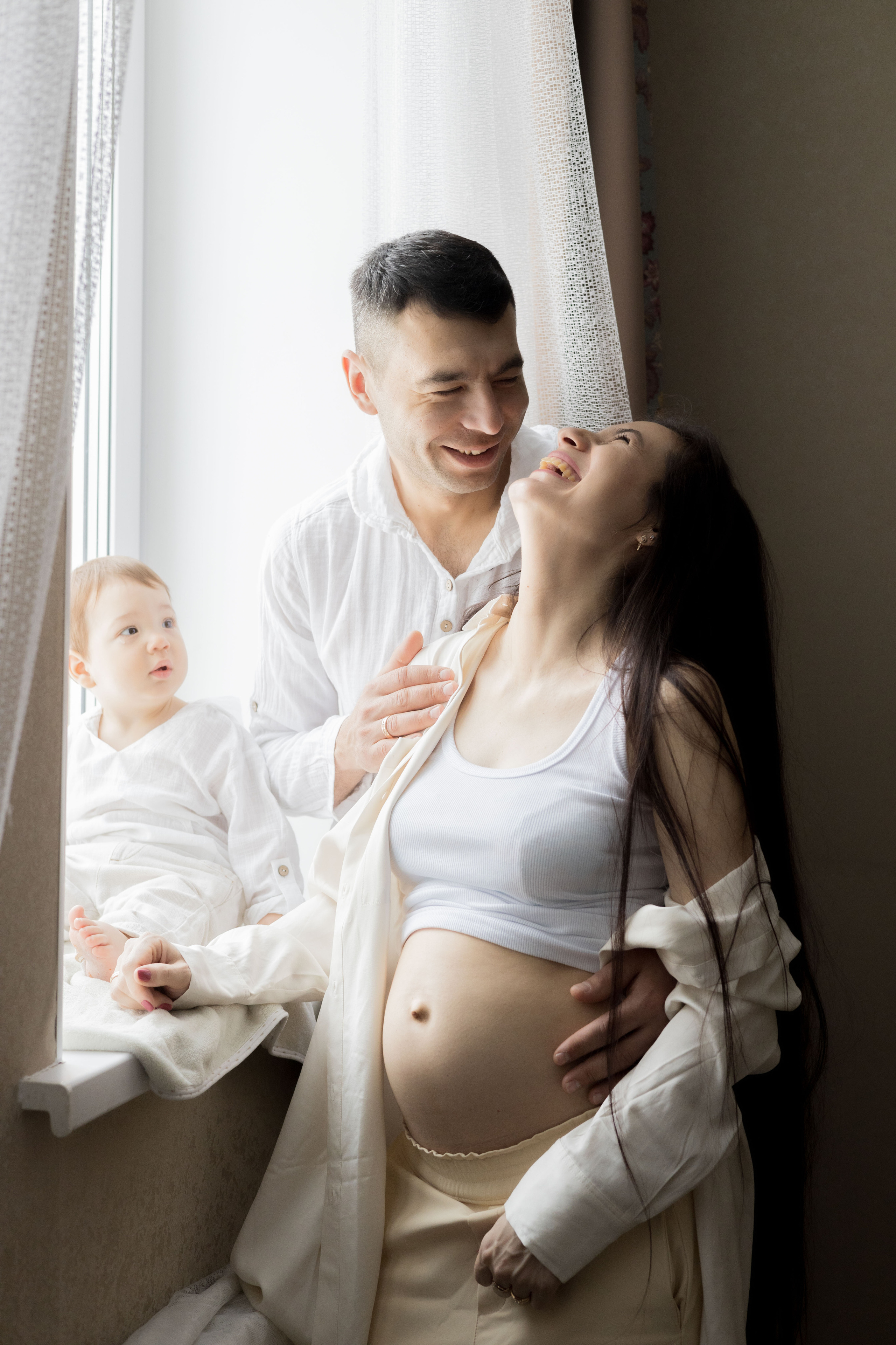 Айгуль с Русланом и детьми в ожидании малыша. Фотограф Наталья Кинель. Екатеринбург