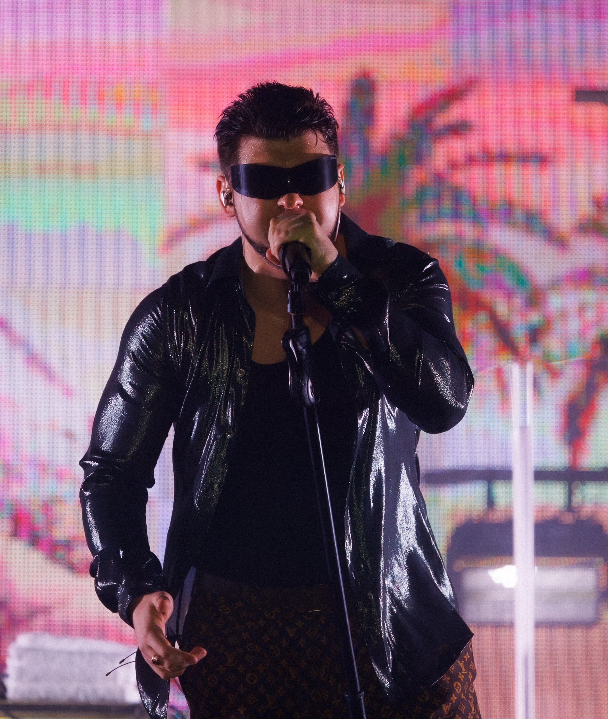 Фотоотчёт и репортаж с концерта группы GAYAZOV$ BROTHER$. Красильников Евгений — профессиональный фотограф в Ростове-на-Дону